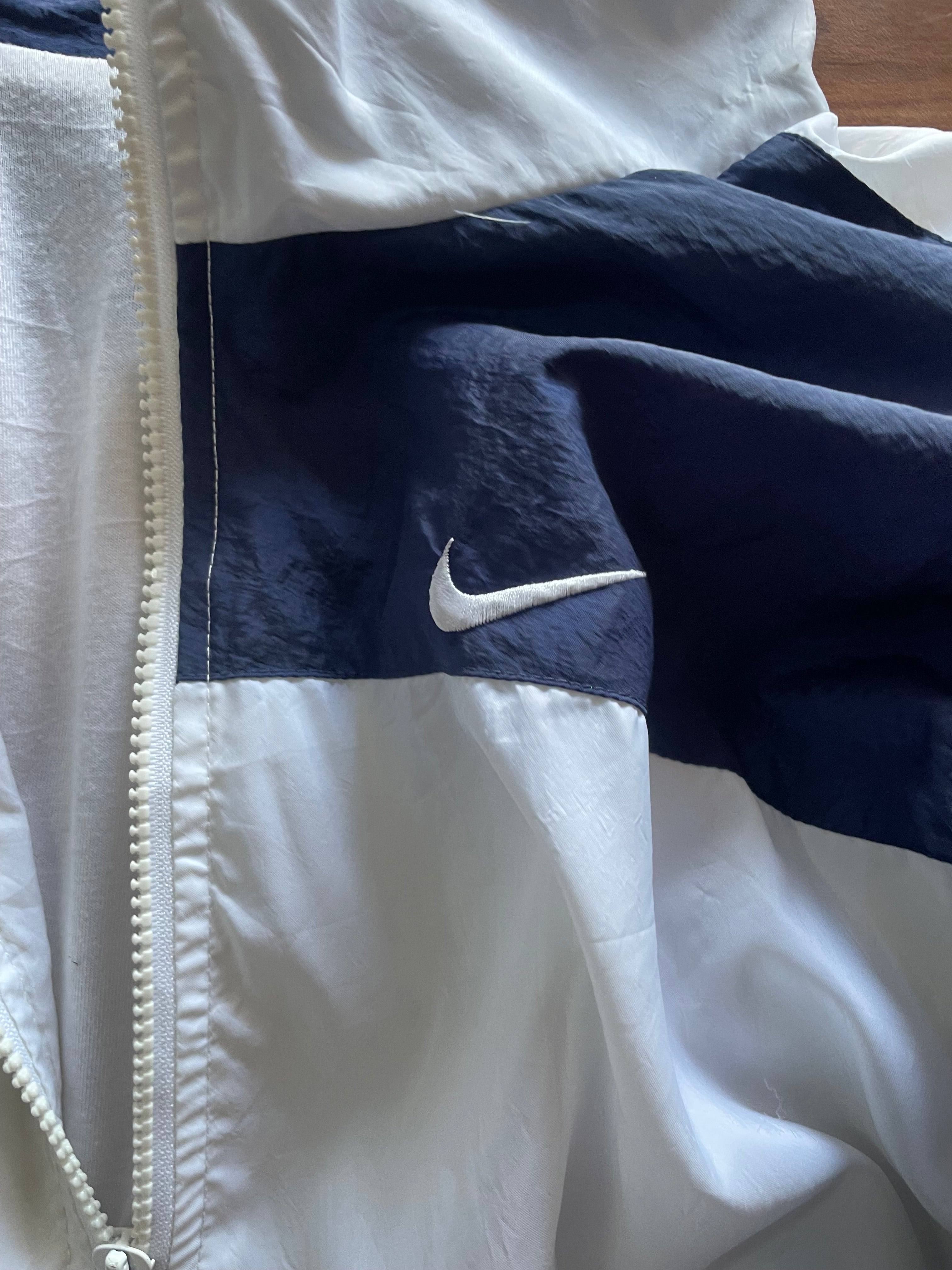 Nike vintage jacket (super rare )