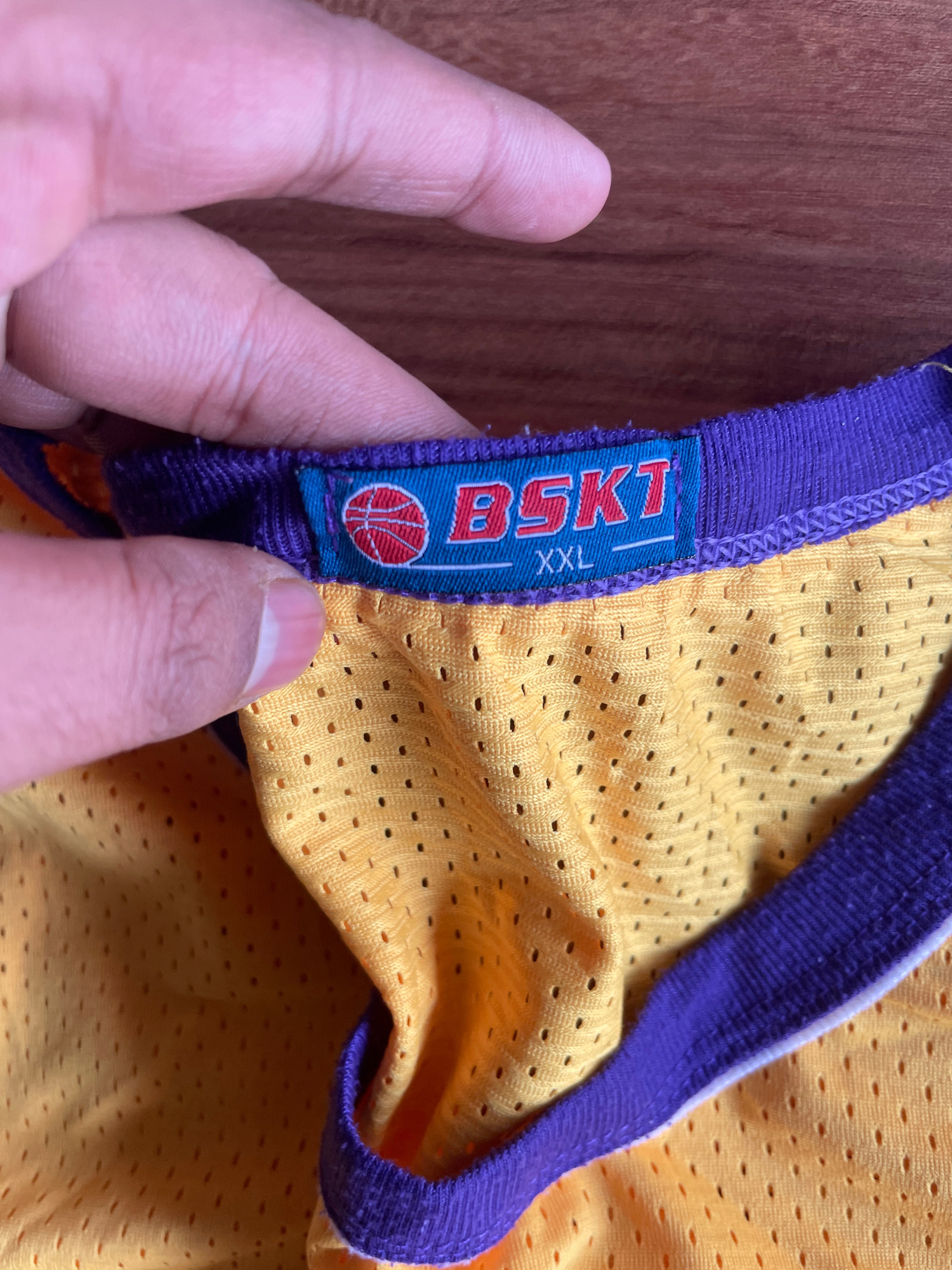 Lakers -M