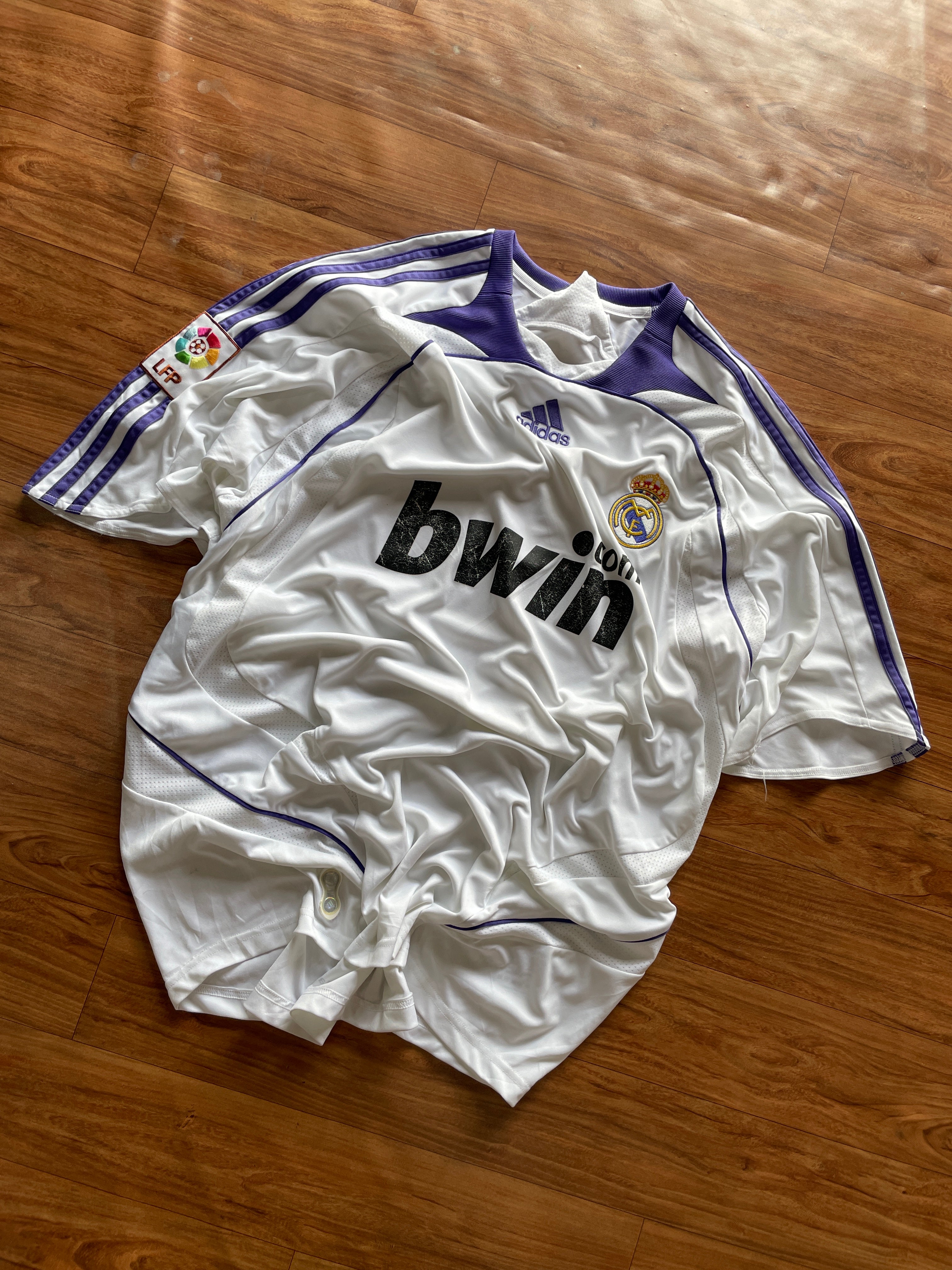 Real Madrid 2007-2008 home jersey