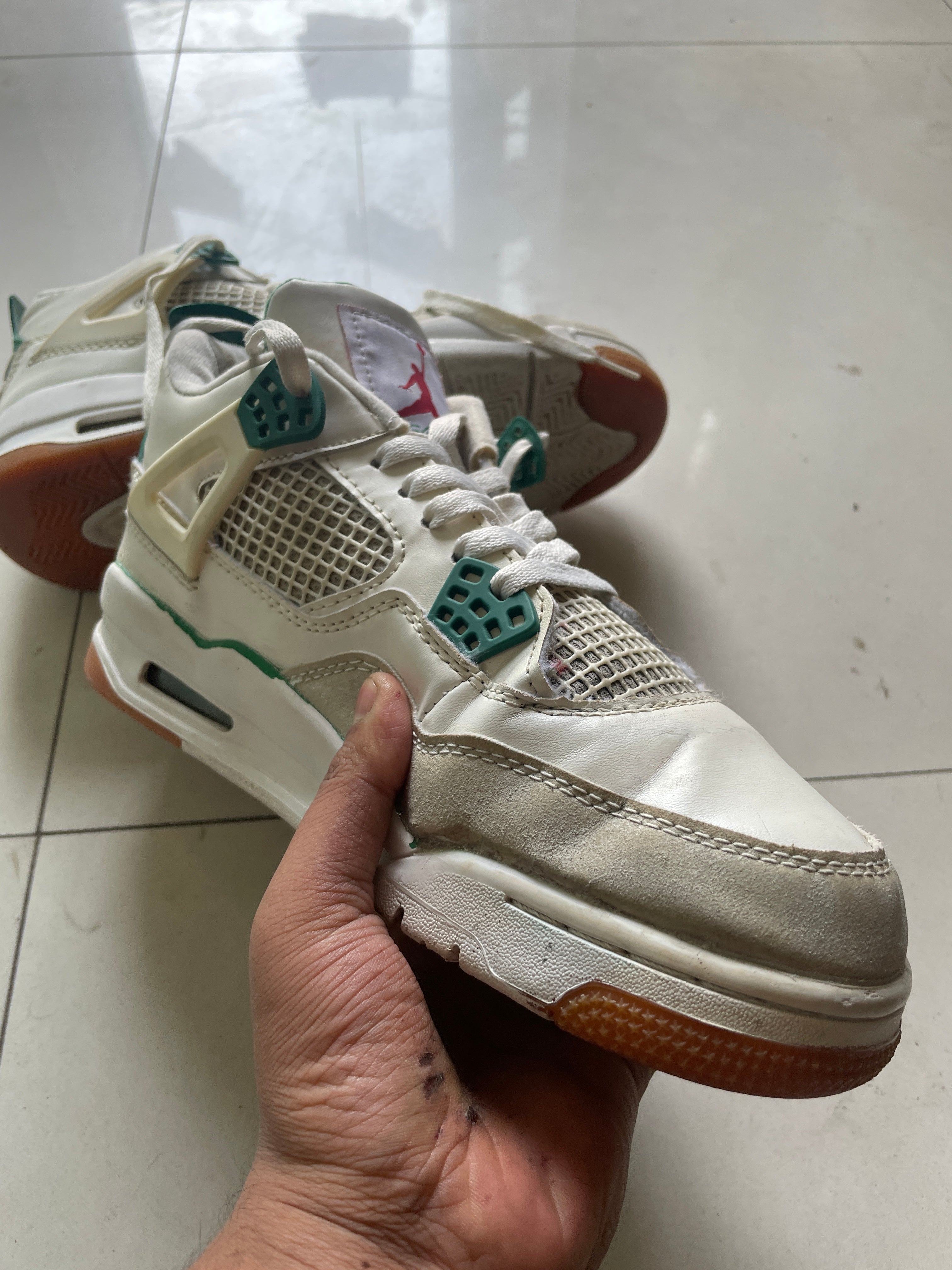 Jordan 4’s- Uk8.5