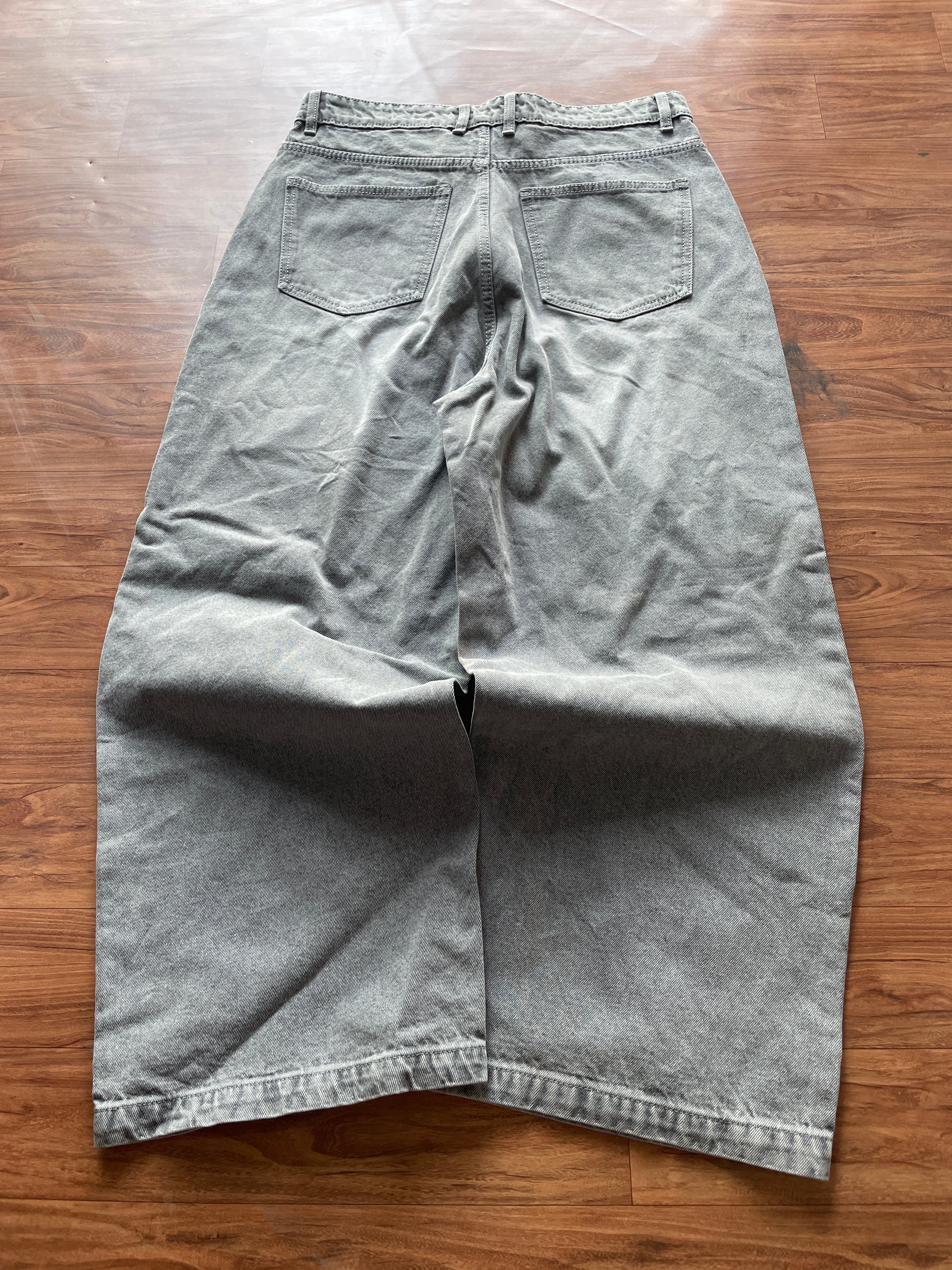 Real baggy low rise jeans
