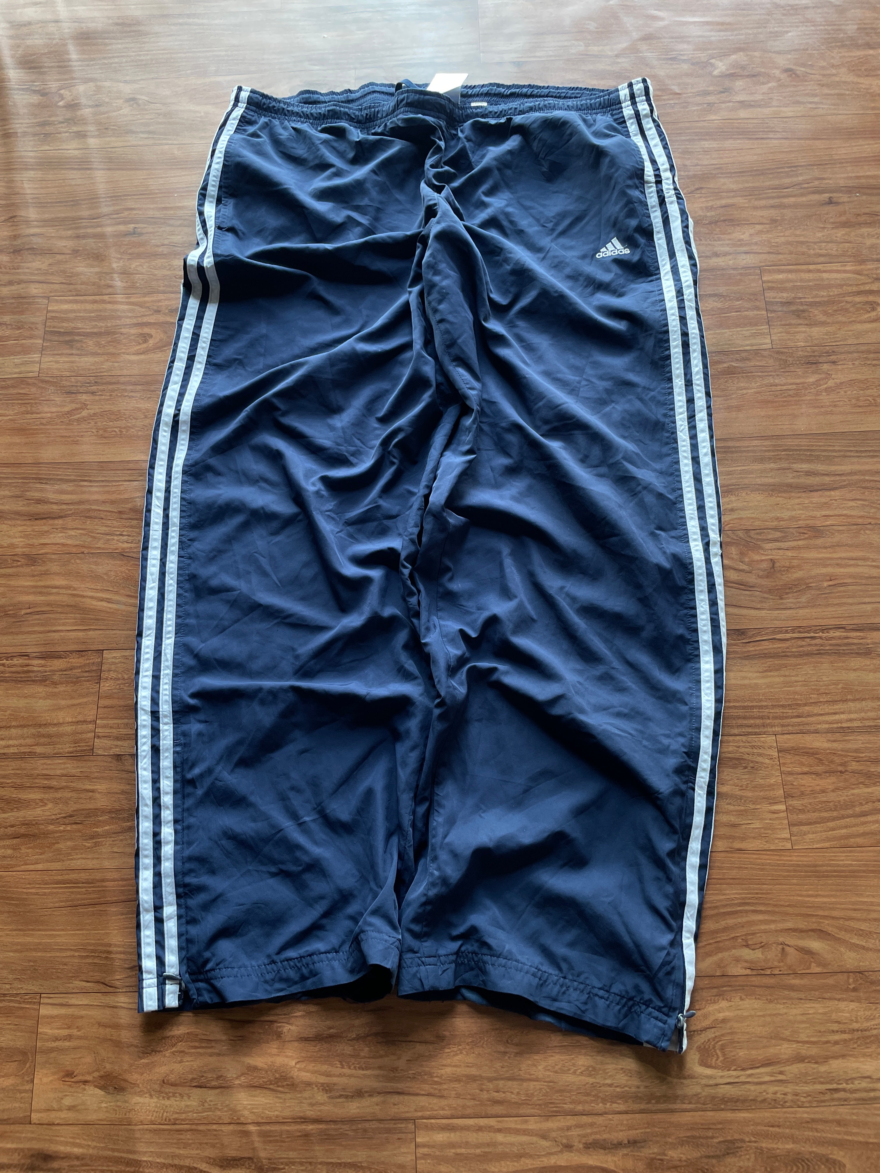 Adidas baggy