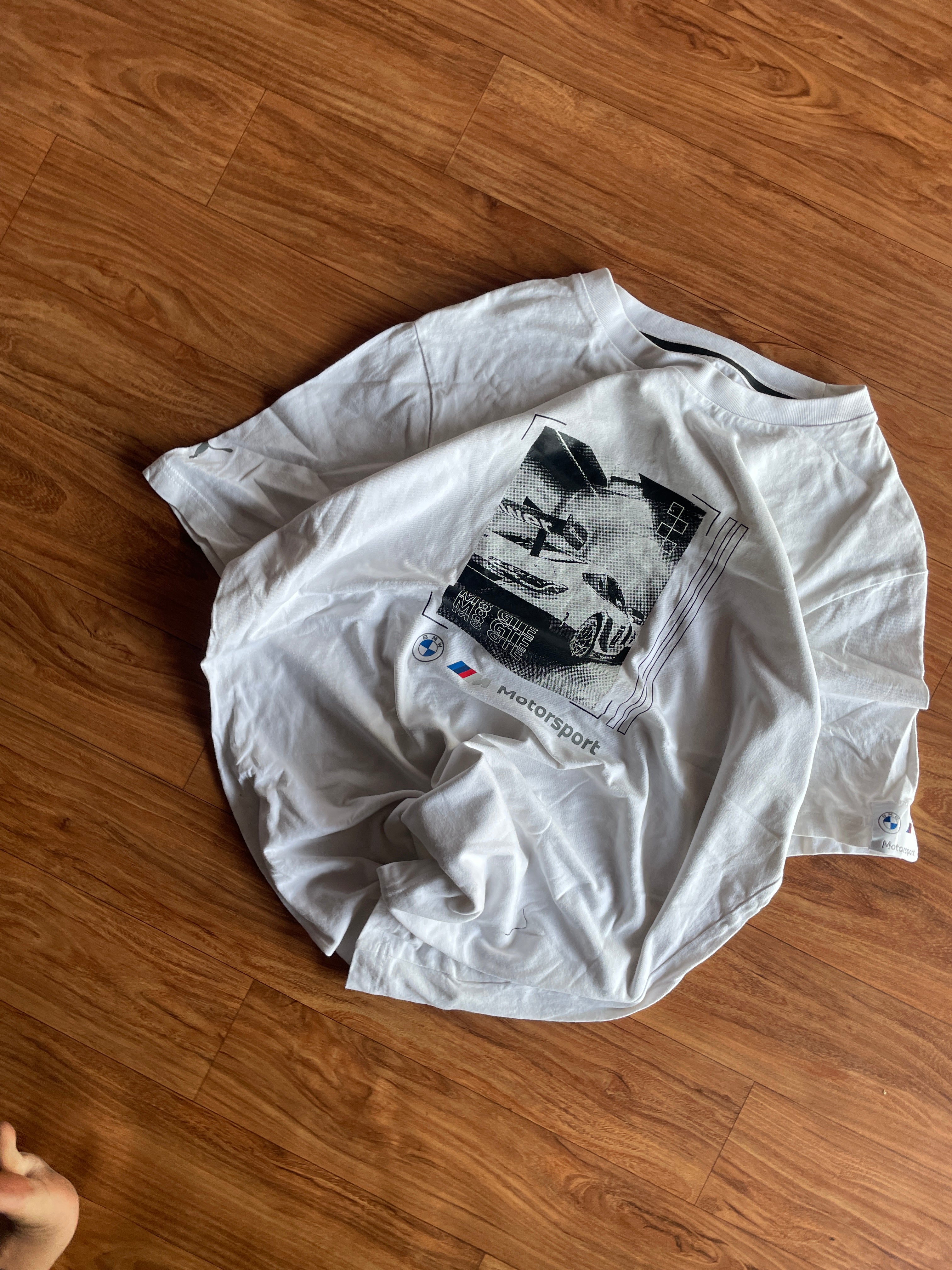Tee