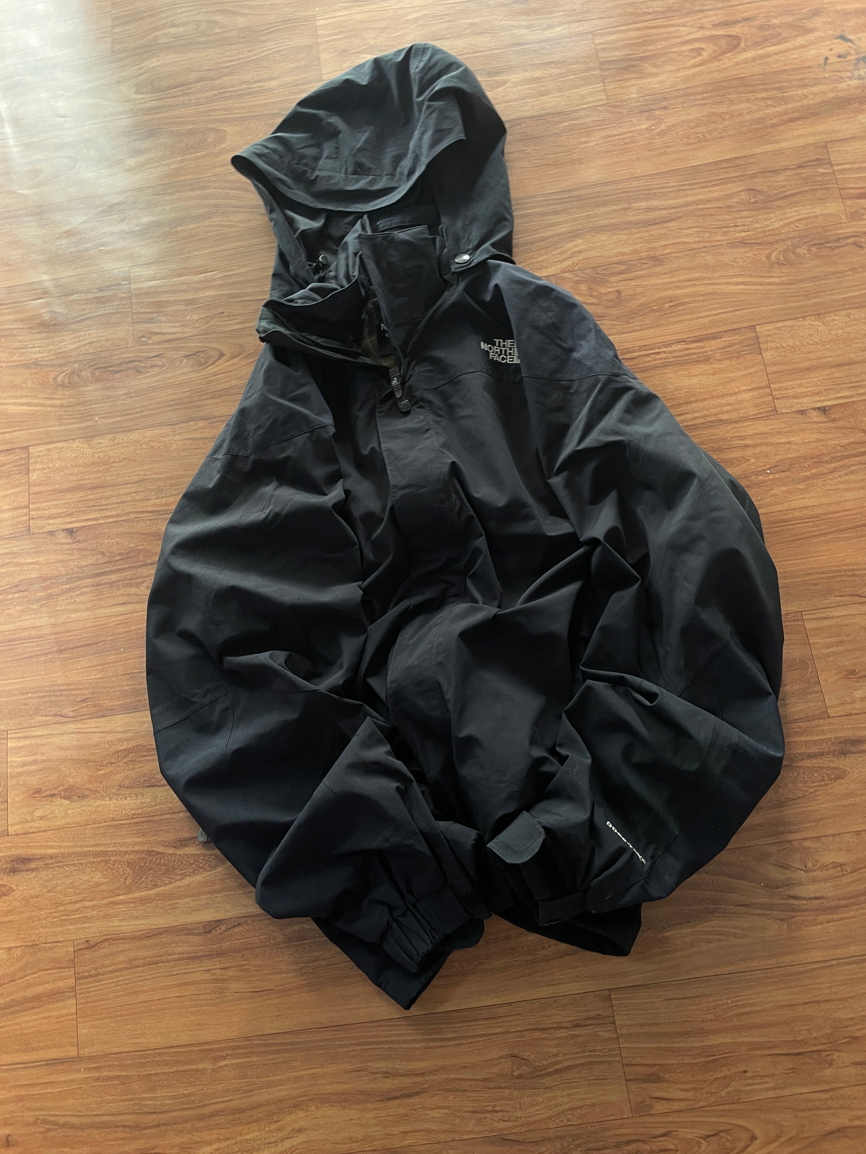 The north face heavy jacket  (gore-tex )