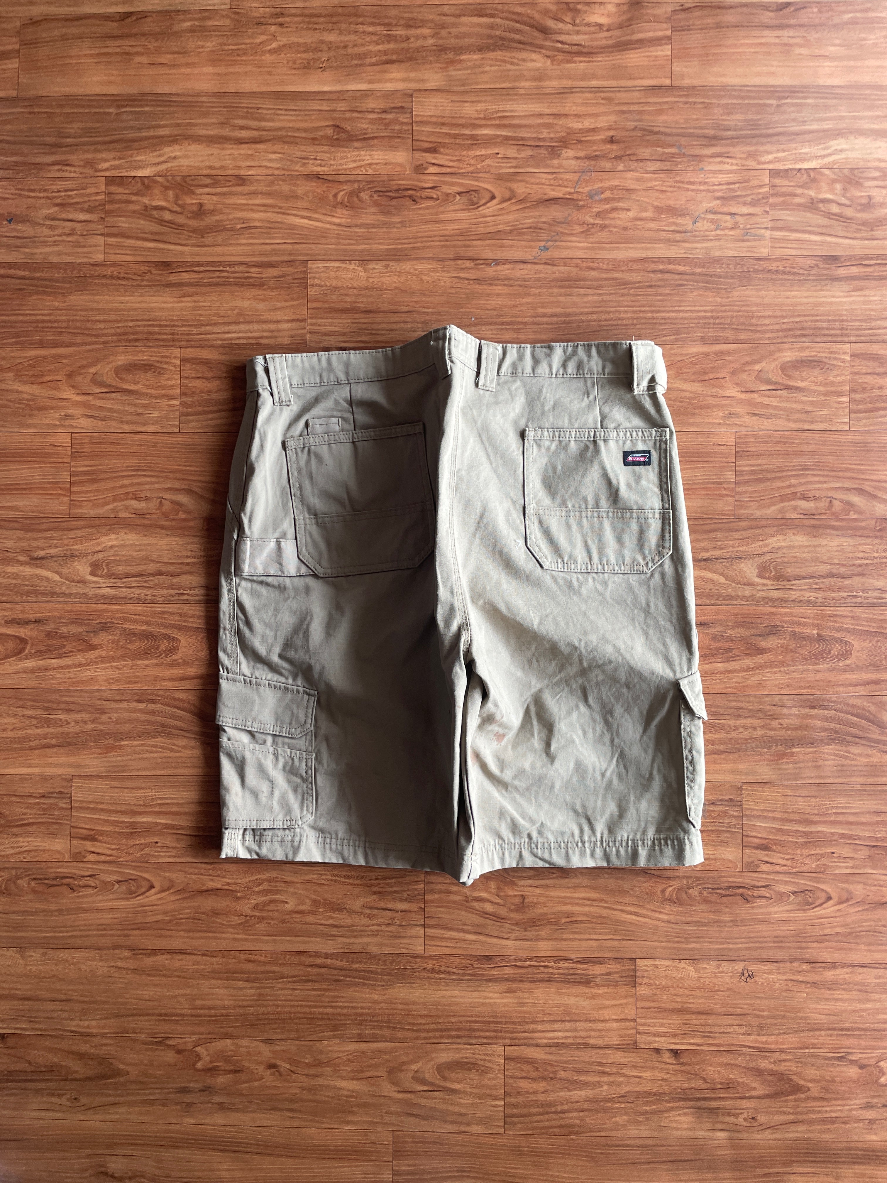 Dickies