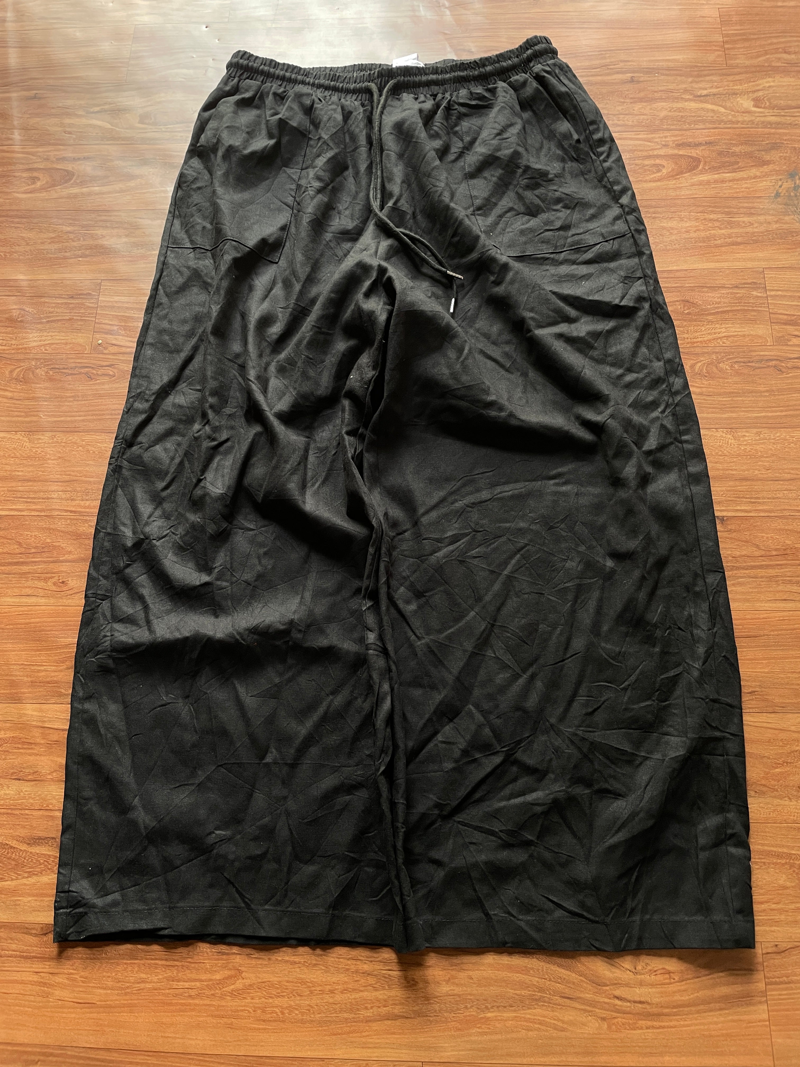 Black pant