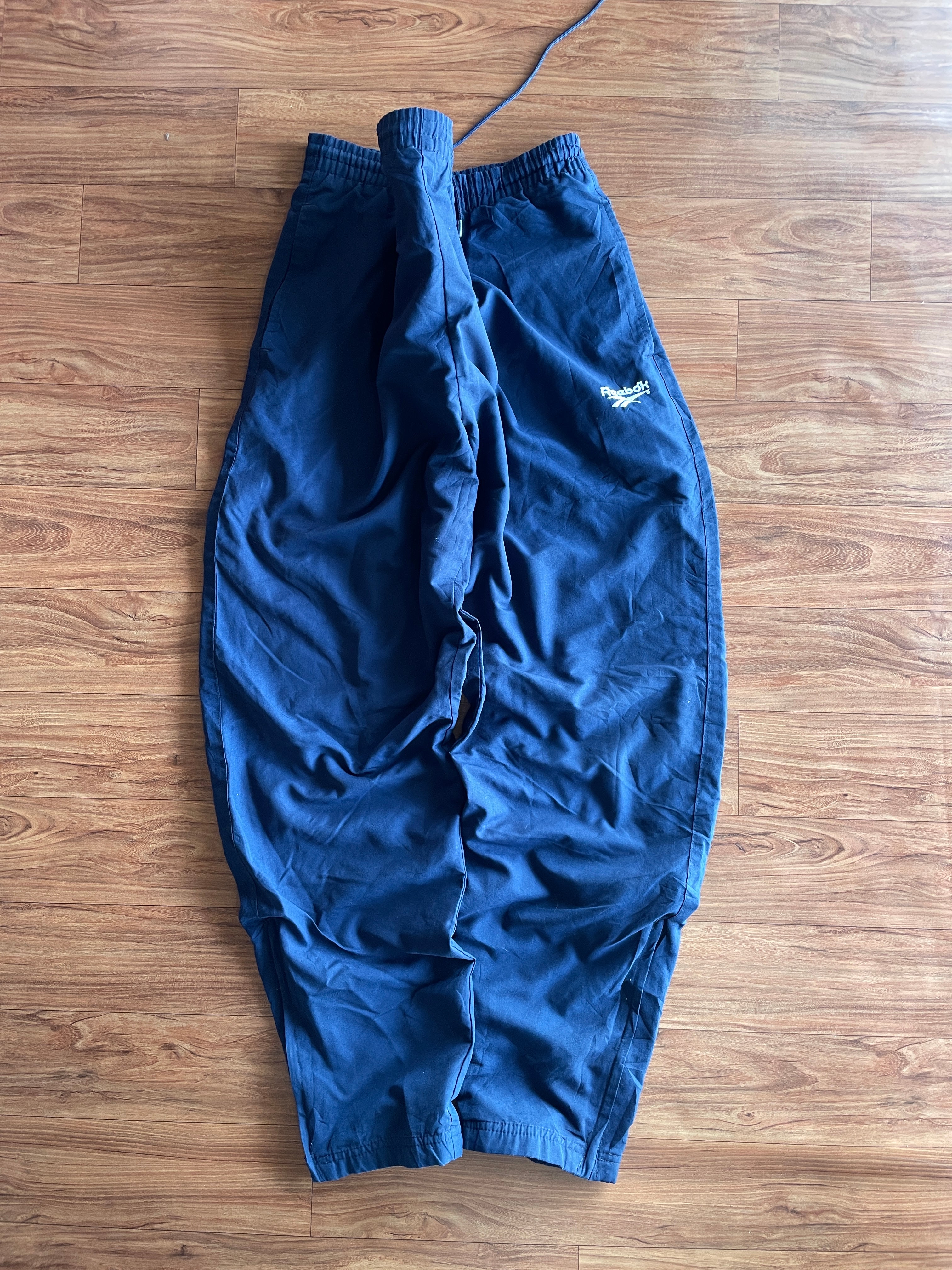 Vintage Reebok (W38-40 L41)