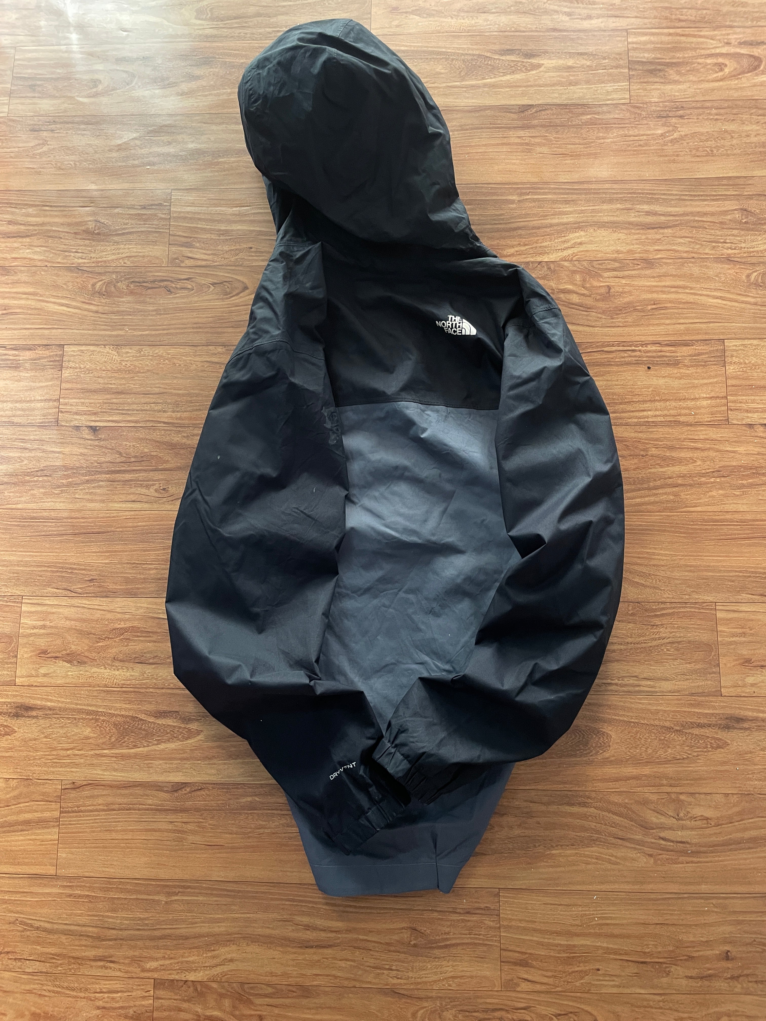 The north face (dry vent )