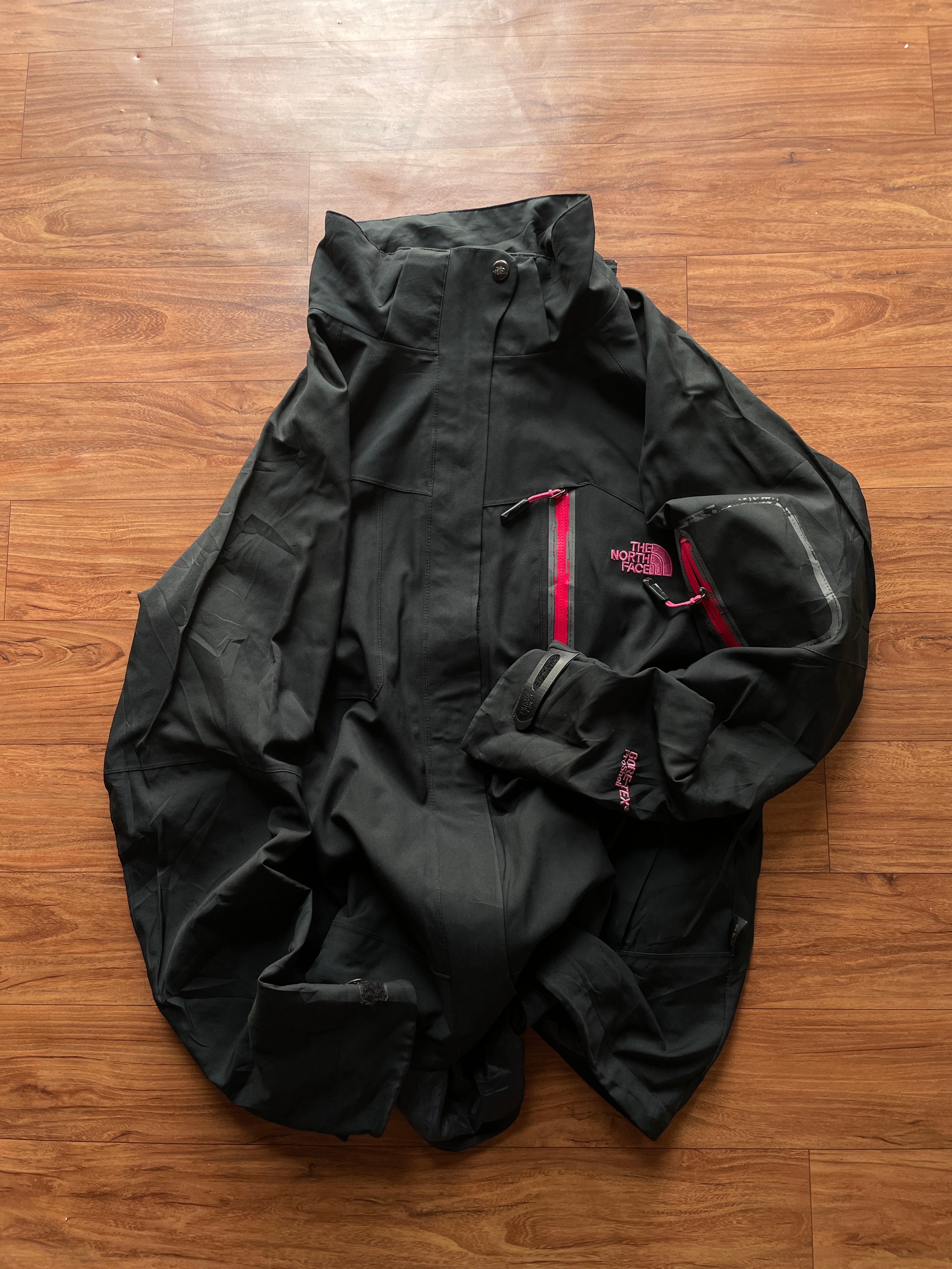 Gore-tex pro shell jacket