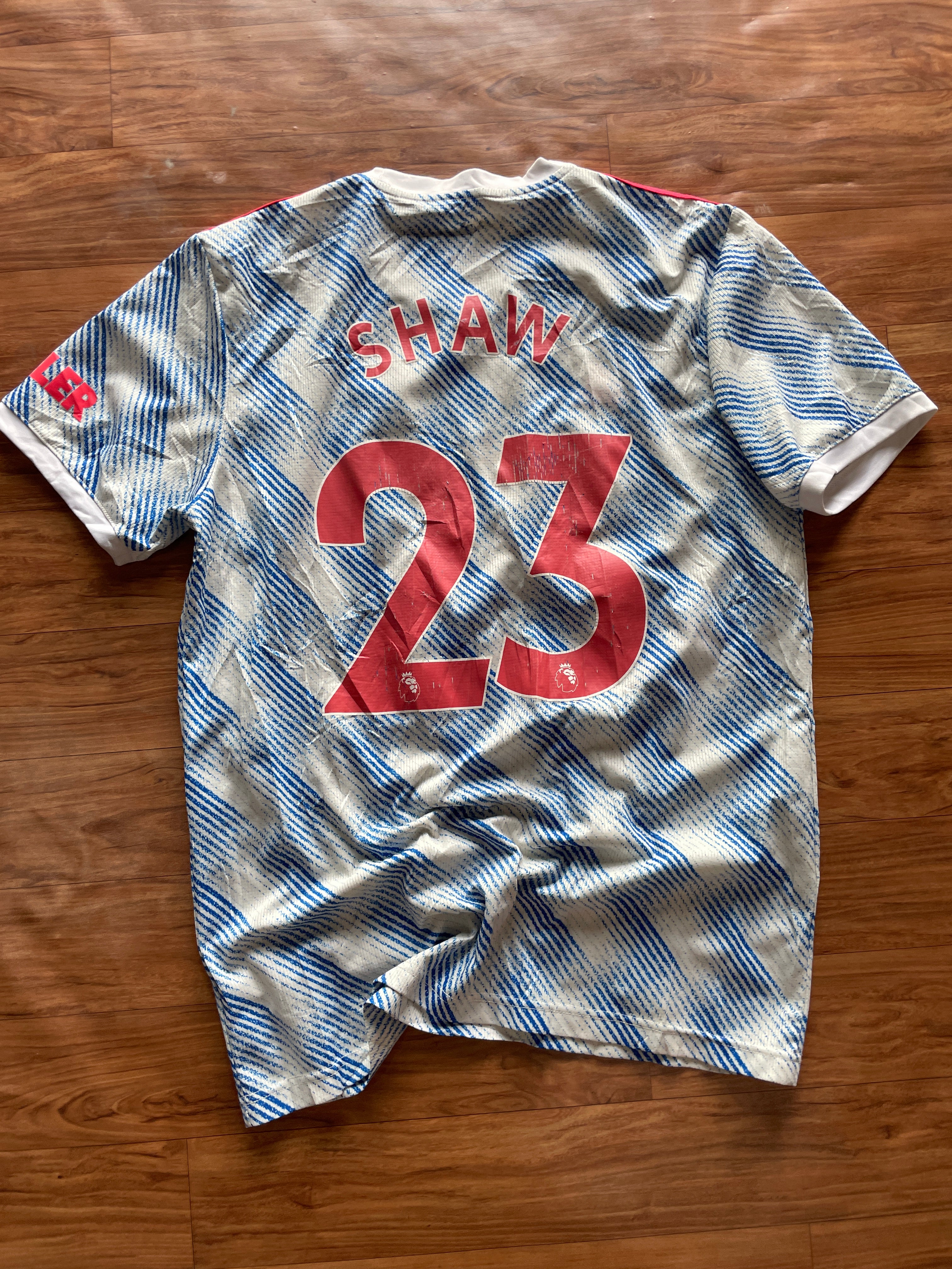 Manchester United 2021-22 away