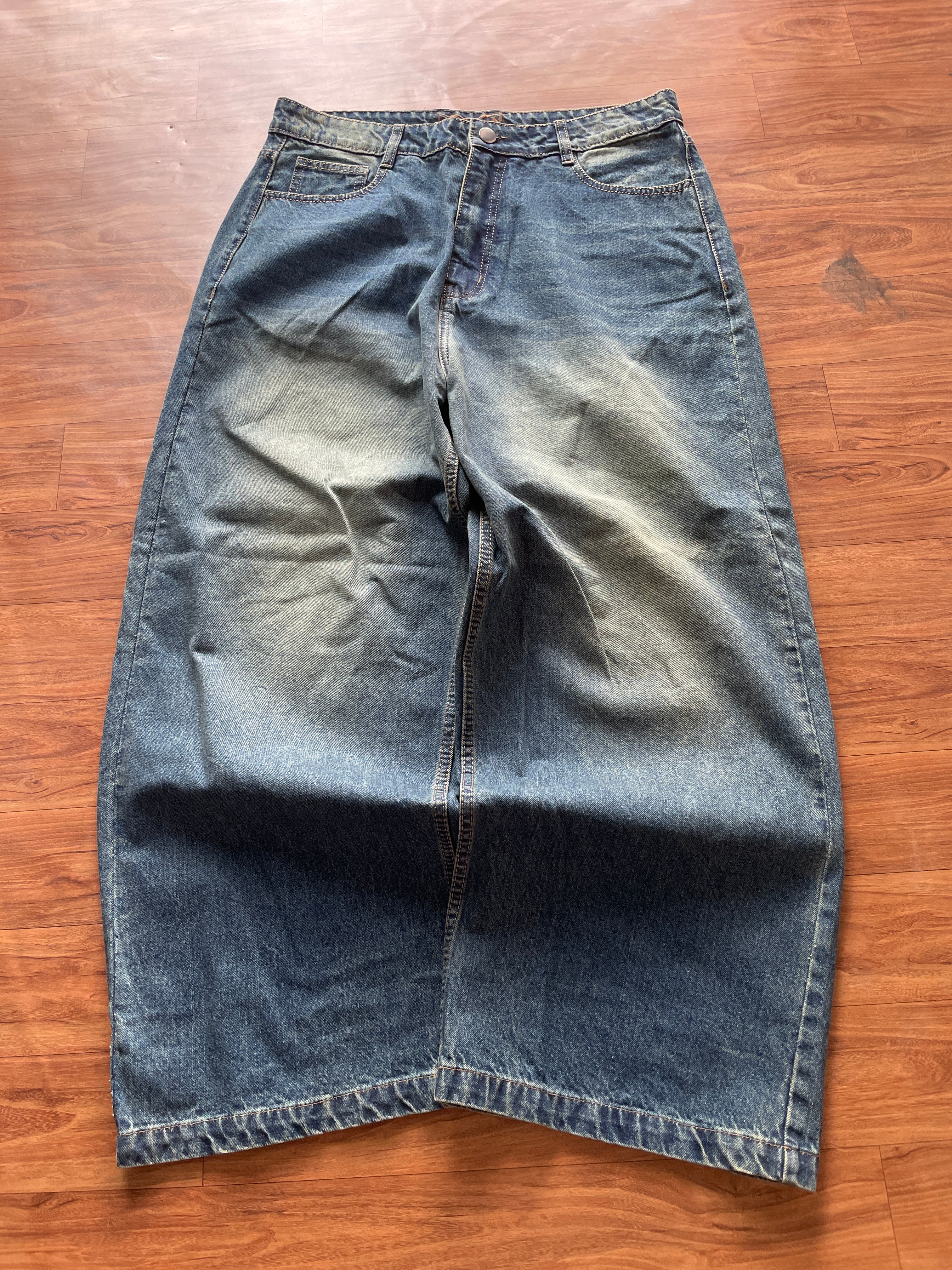 Real baggy low rise jeans
