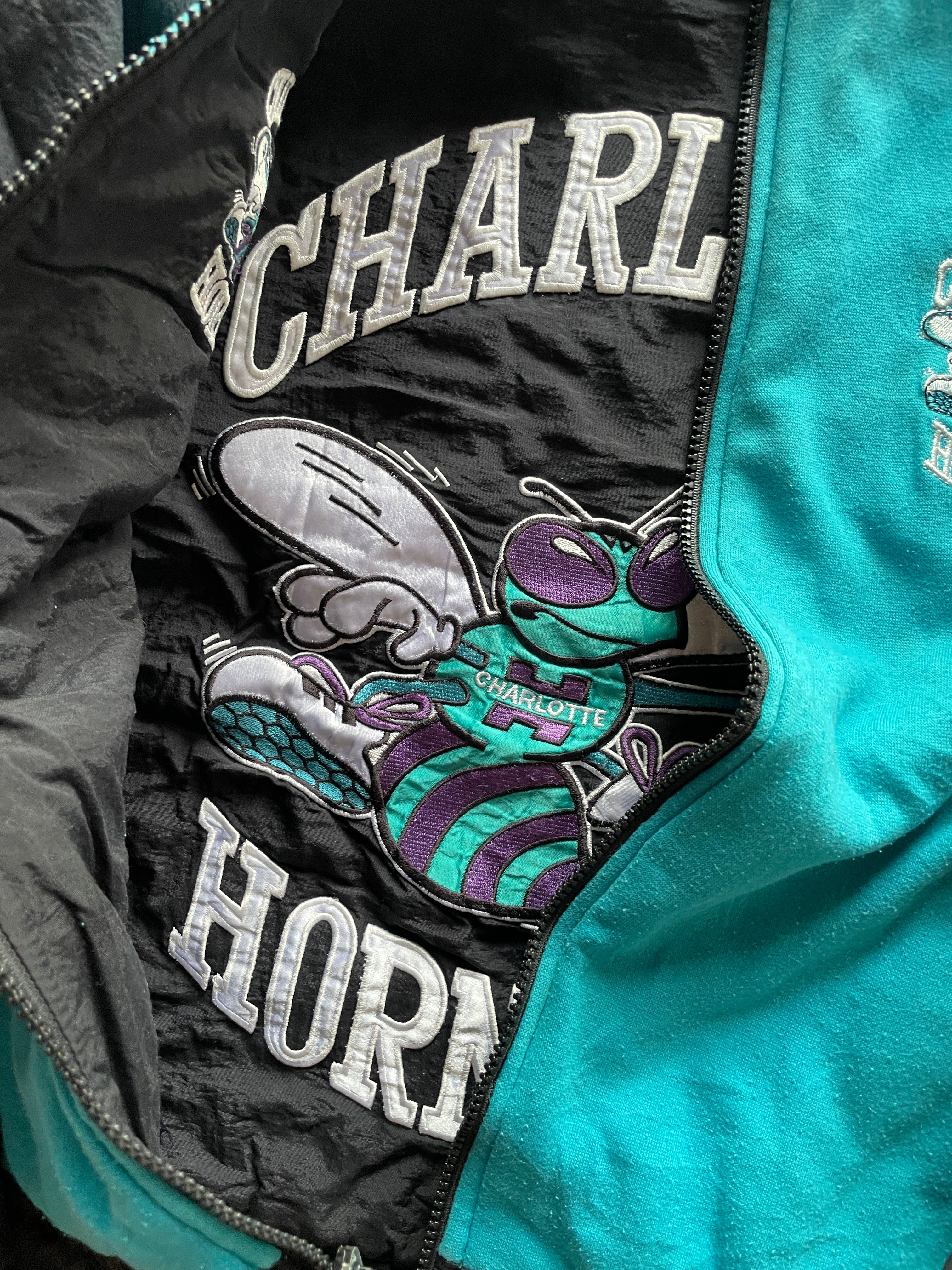 vintage 90s Charlotte Hornets NBA (reversible)