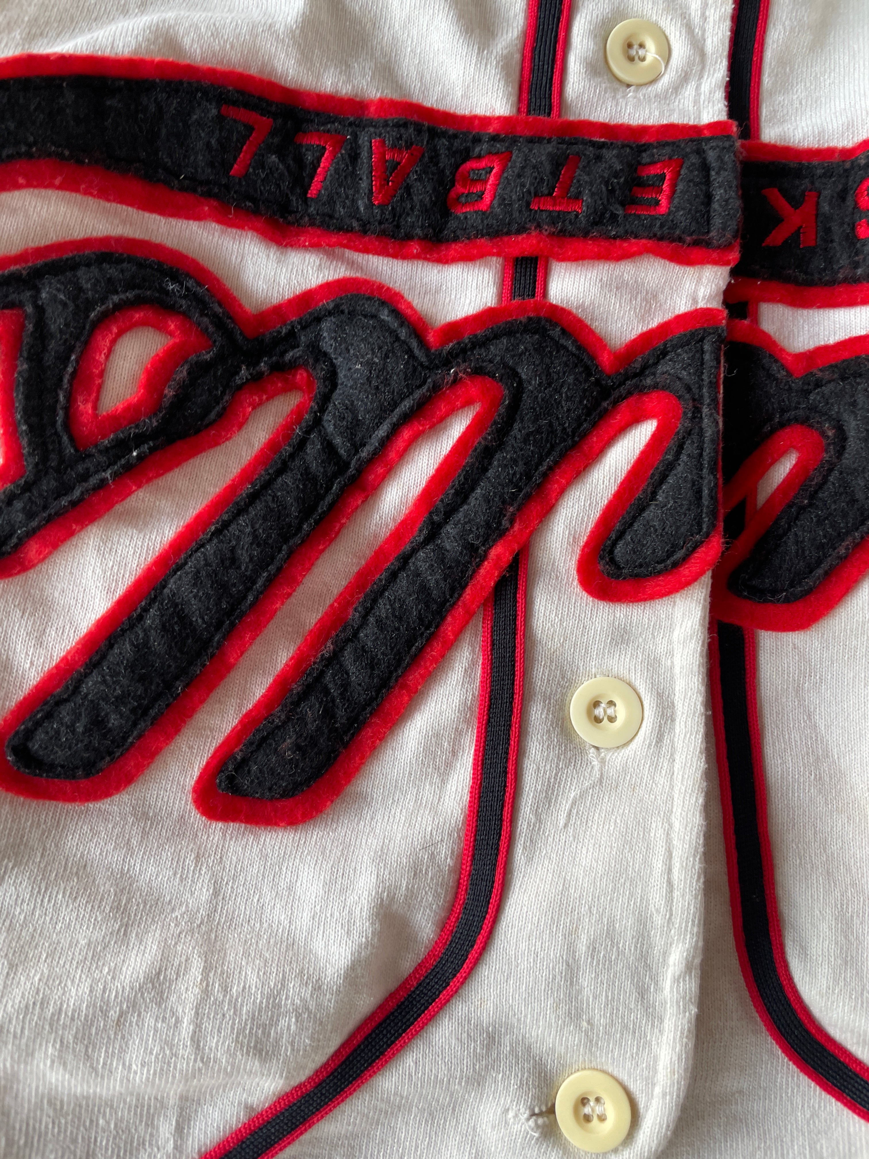 Chicago Bulls Jersey (VTG) - White Script Baseball Jersey by Starter - Men's MED