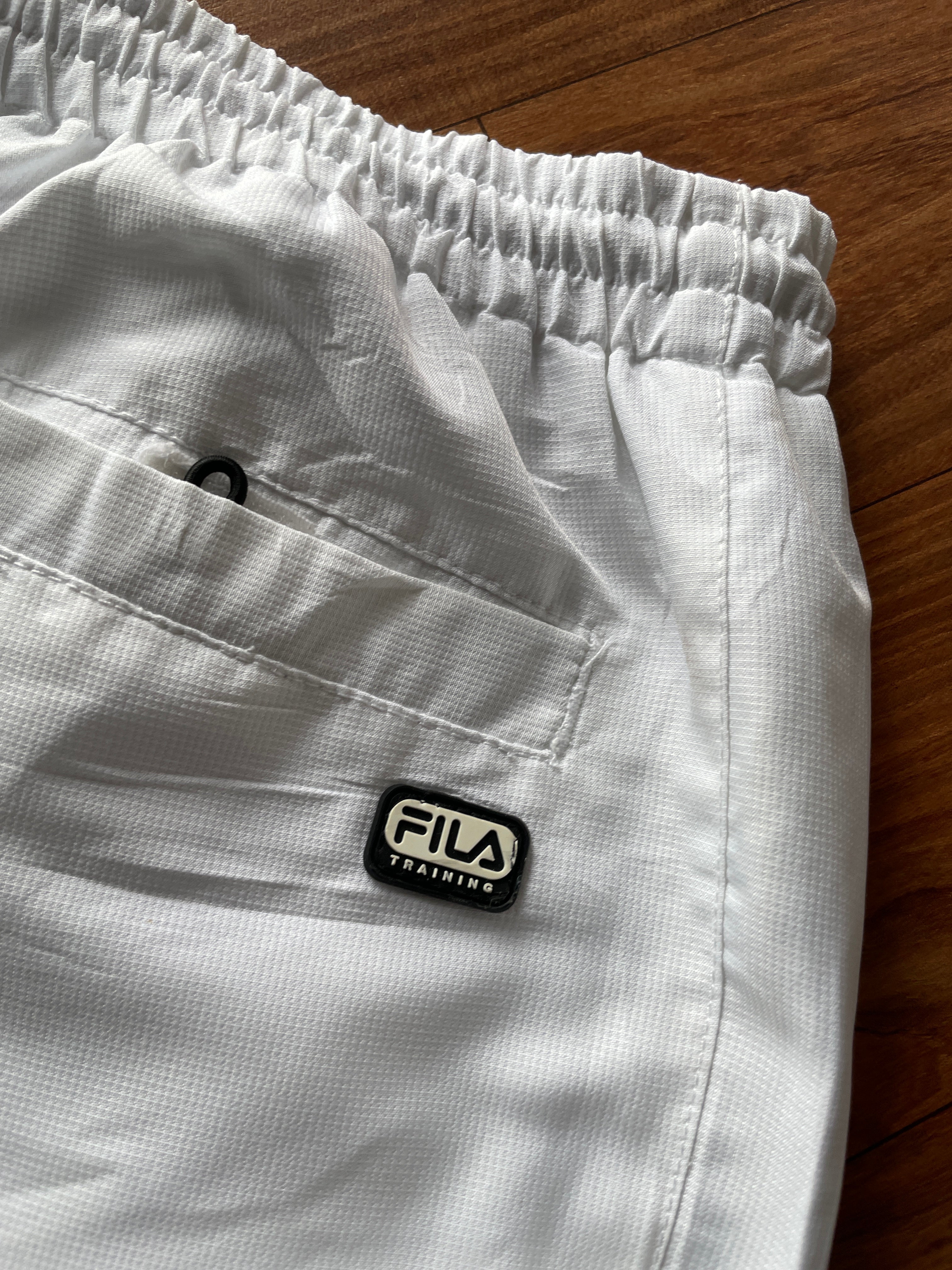 Fila track