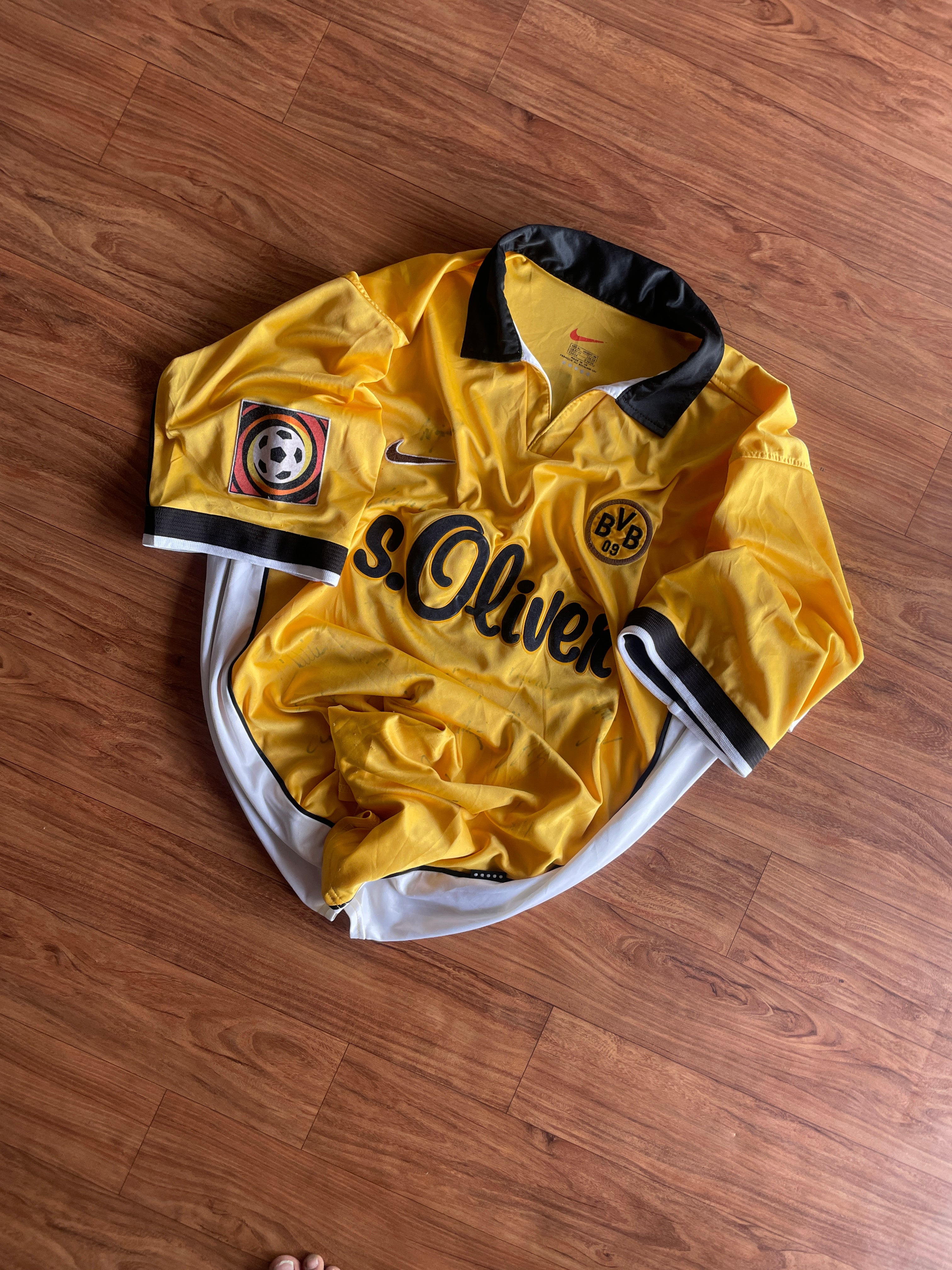 Borussia Dortmund Retro Vintage Home 1998/99