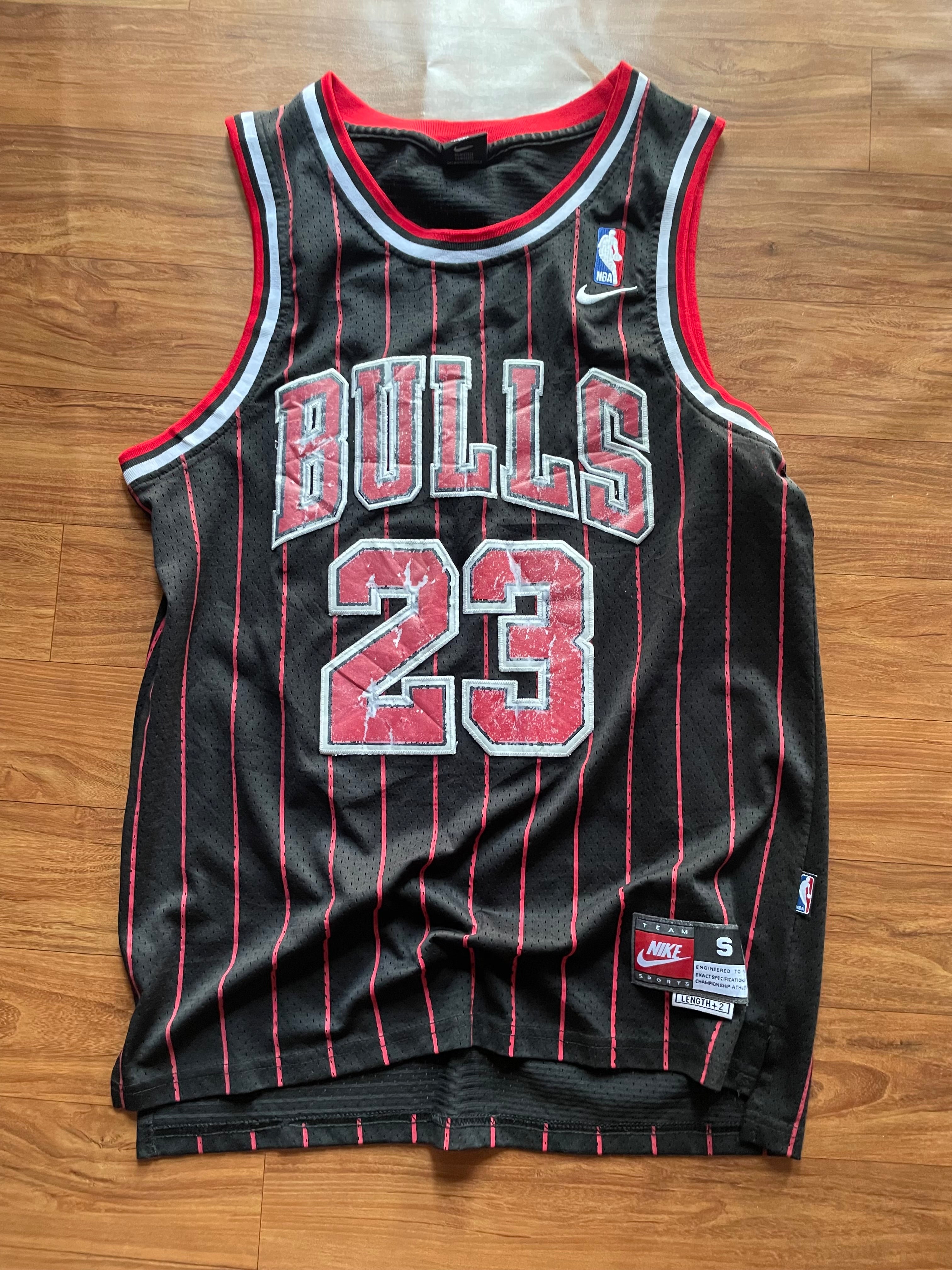 Bulls #23 Jordan jersey (rare)