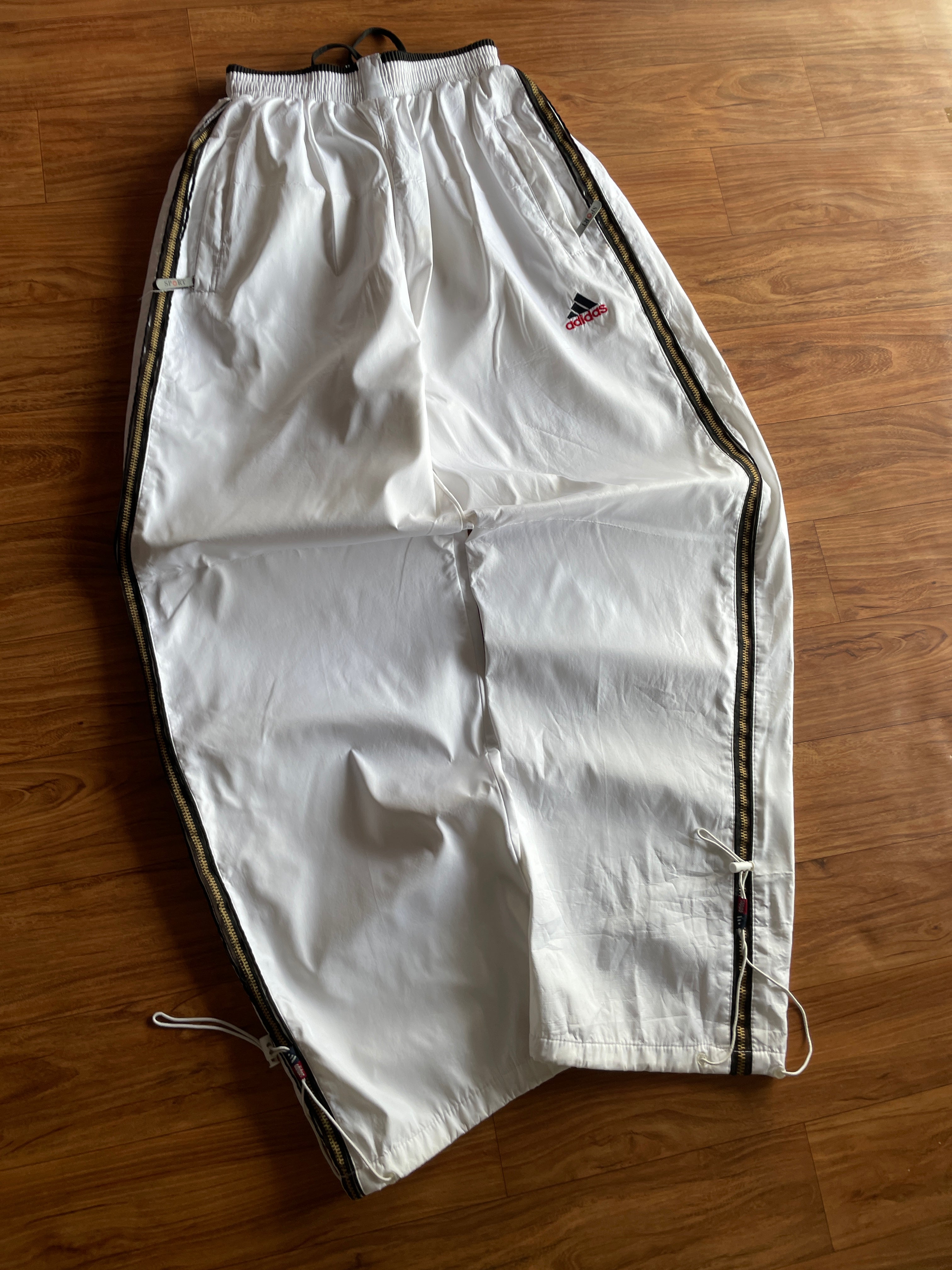 Vintage white (W24-26 L40)