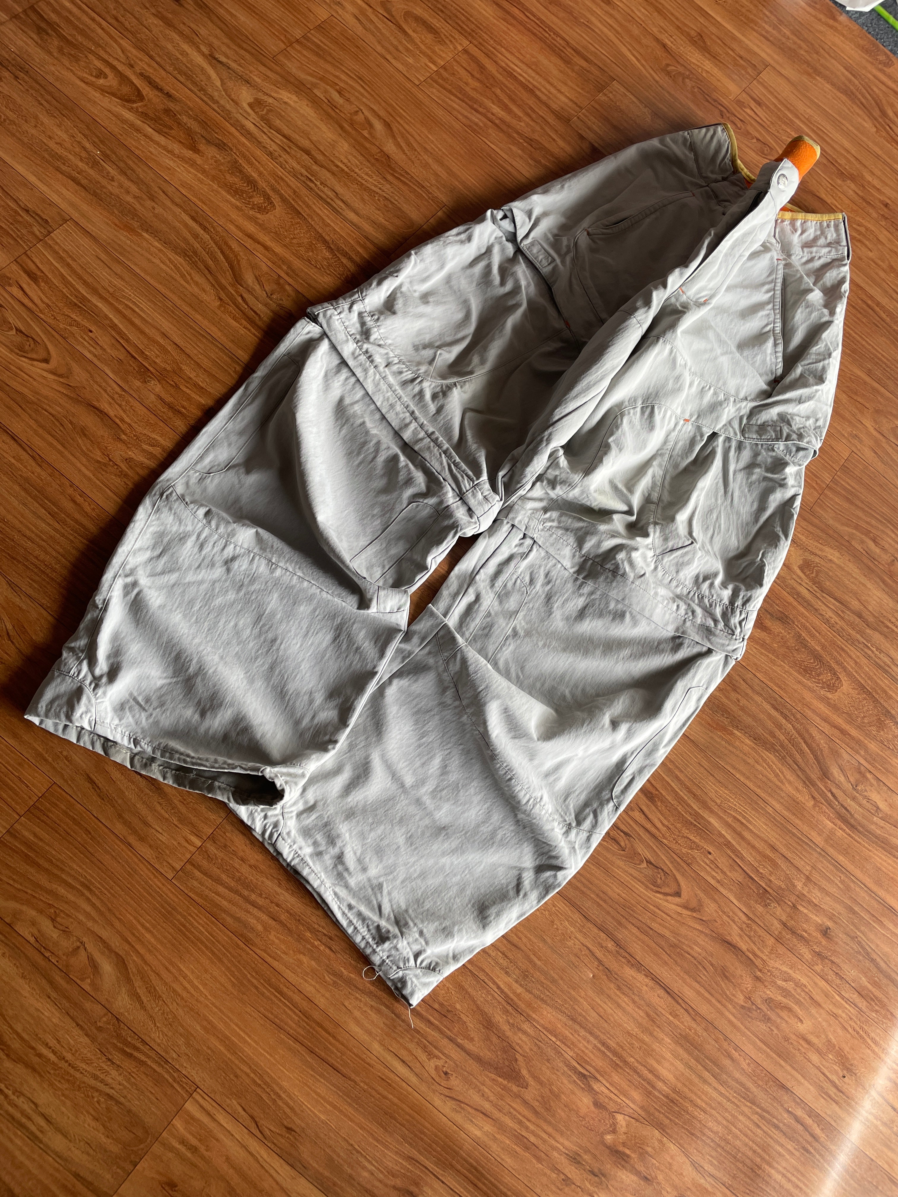 Trackpant