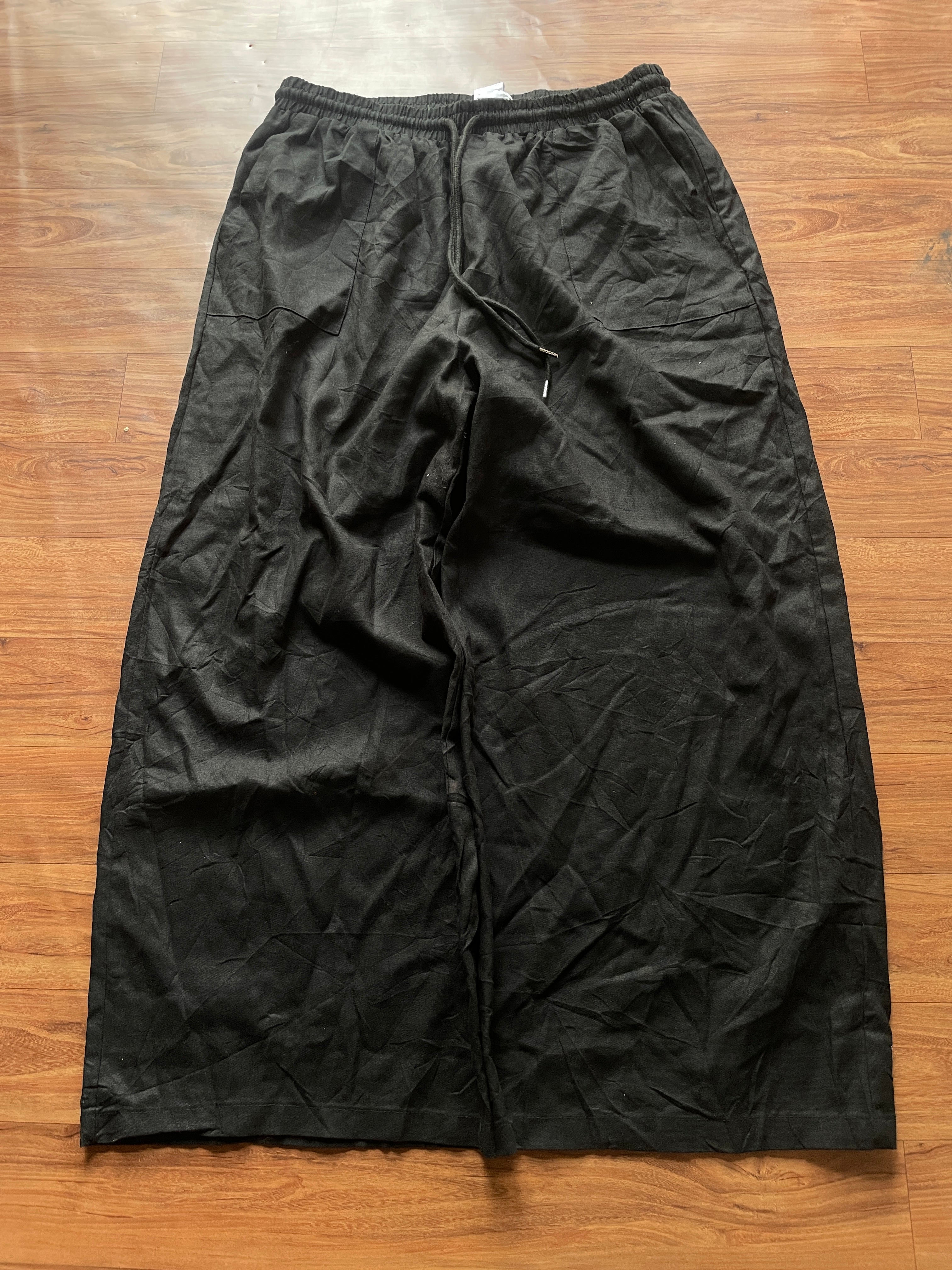 Black pant