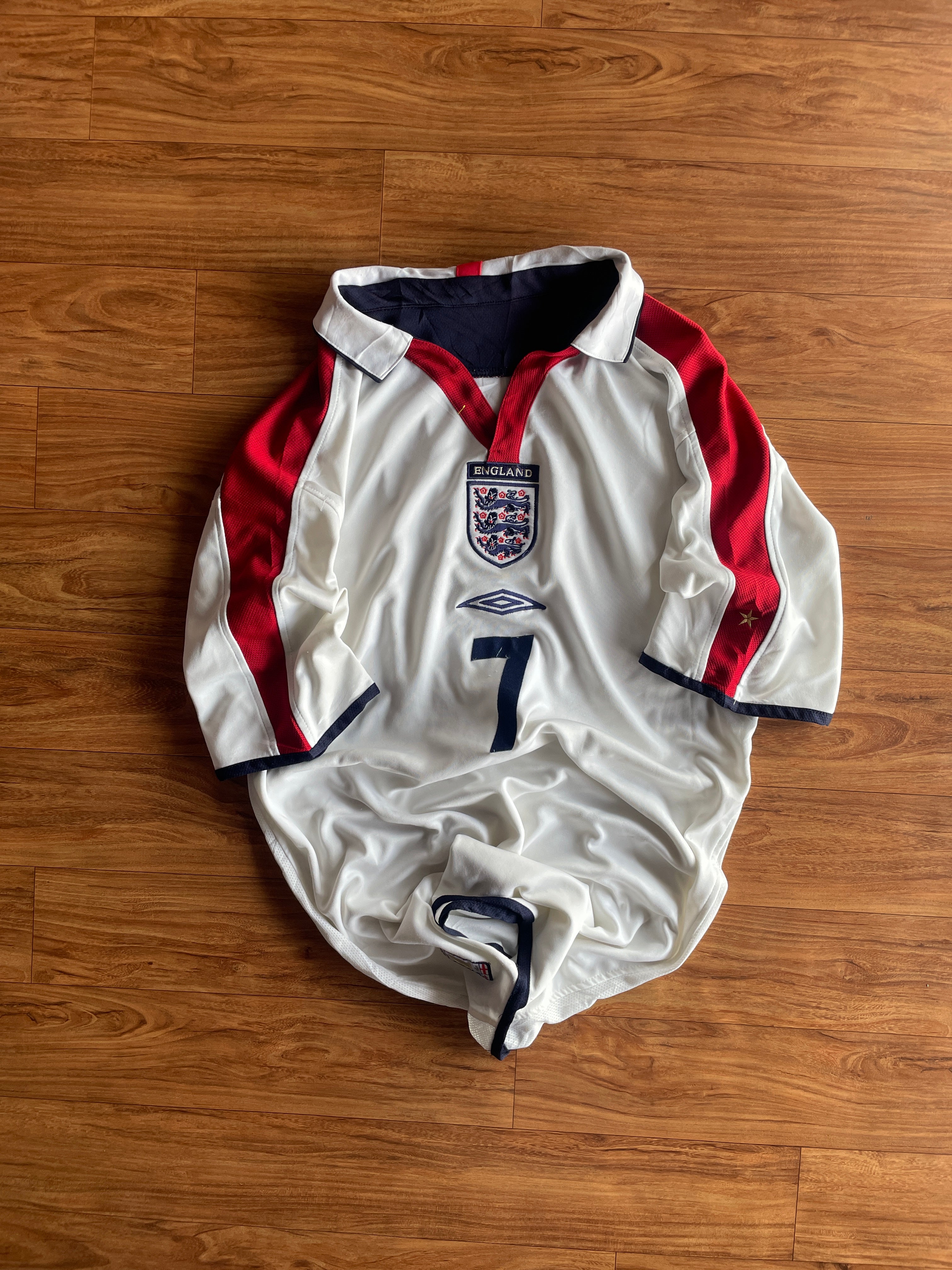 Vintage 2004 home beckham jersey