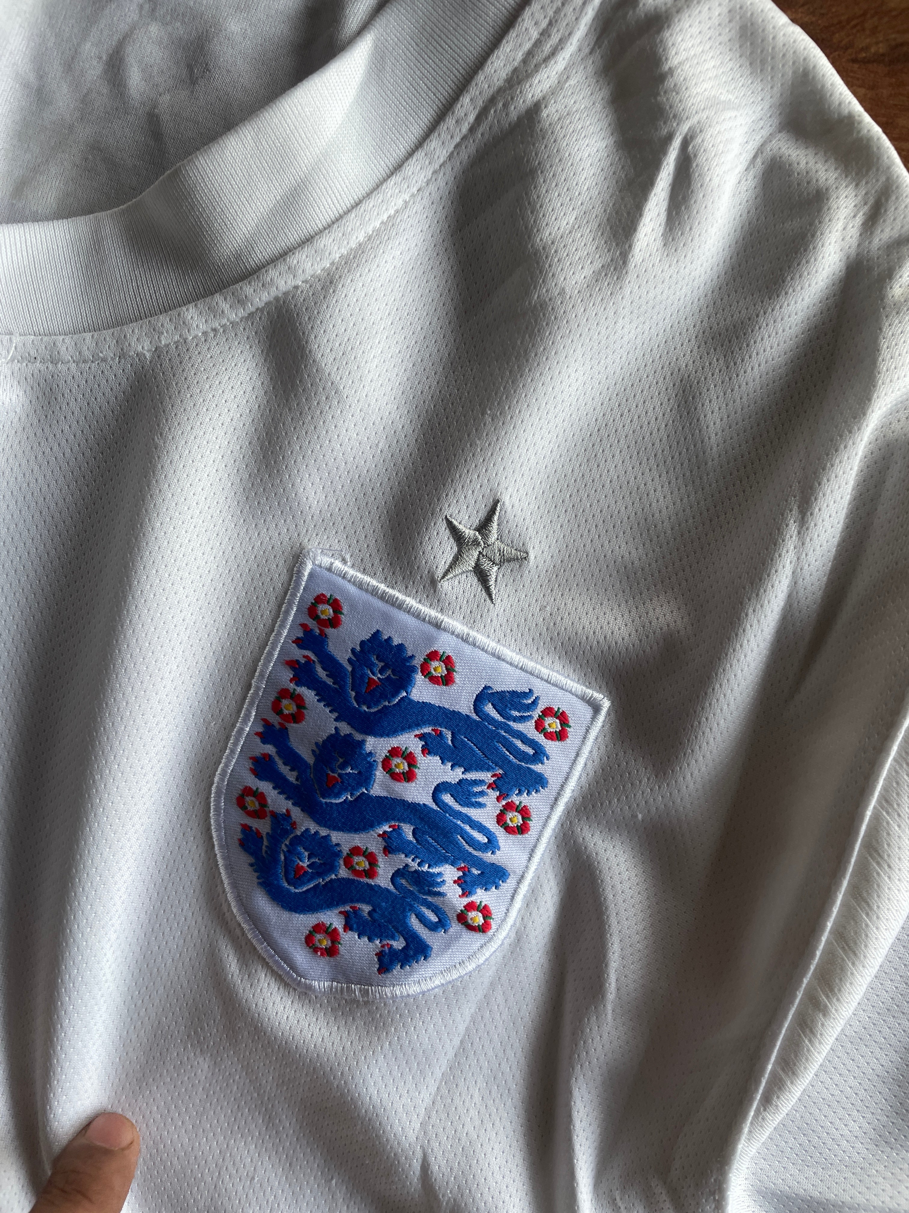 England jersey -L