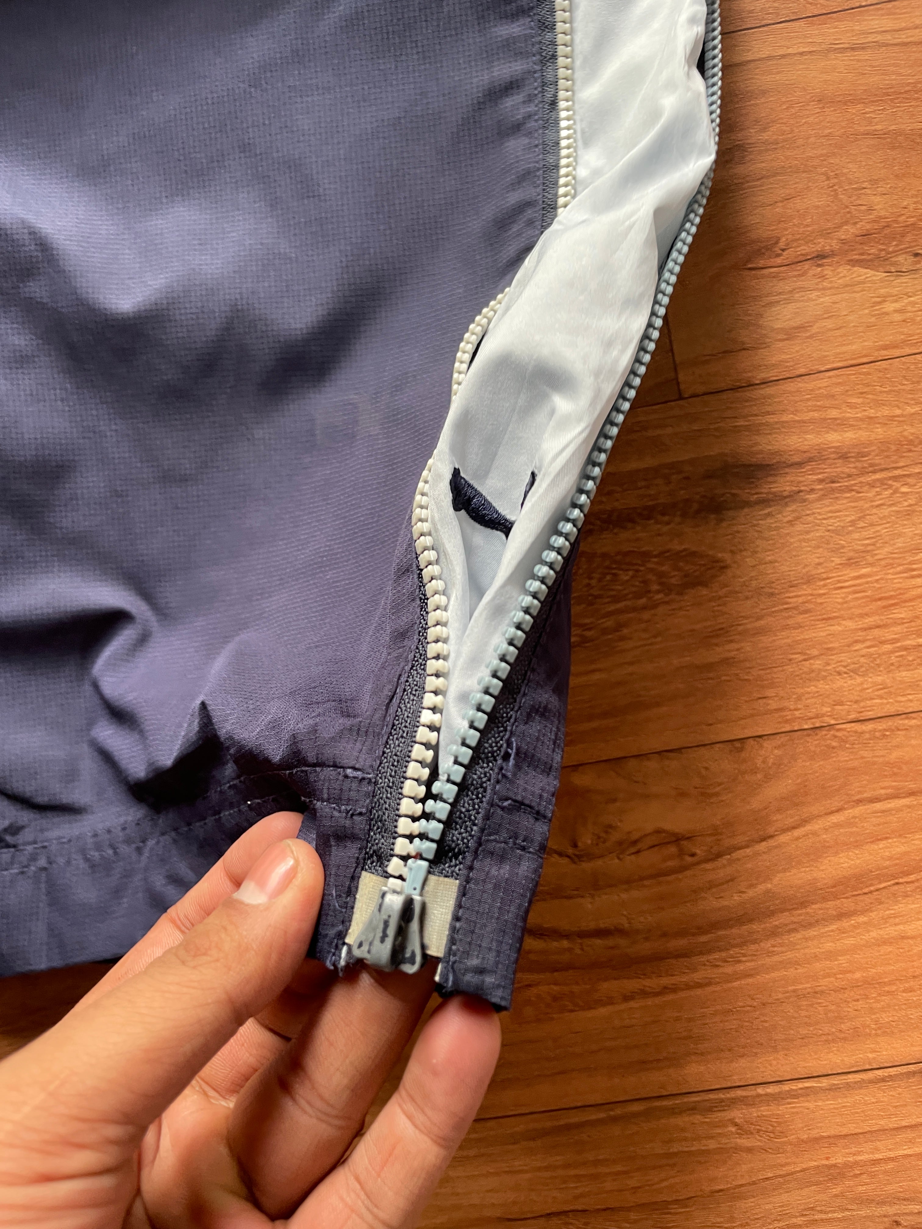 Puma (one side chain damage )