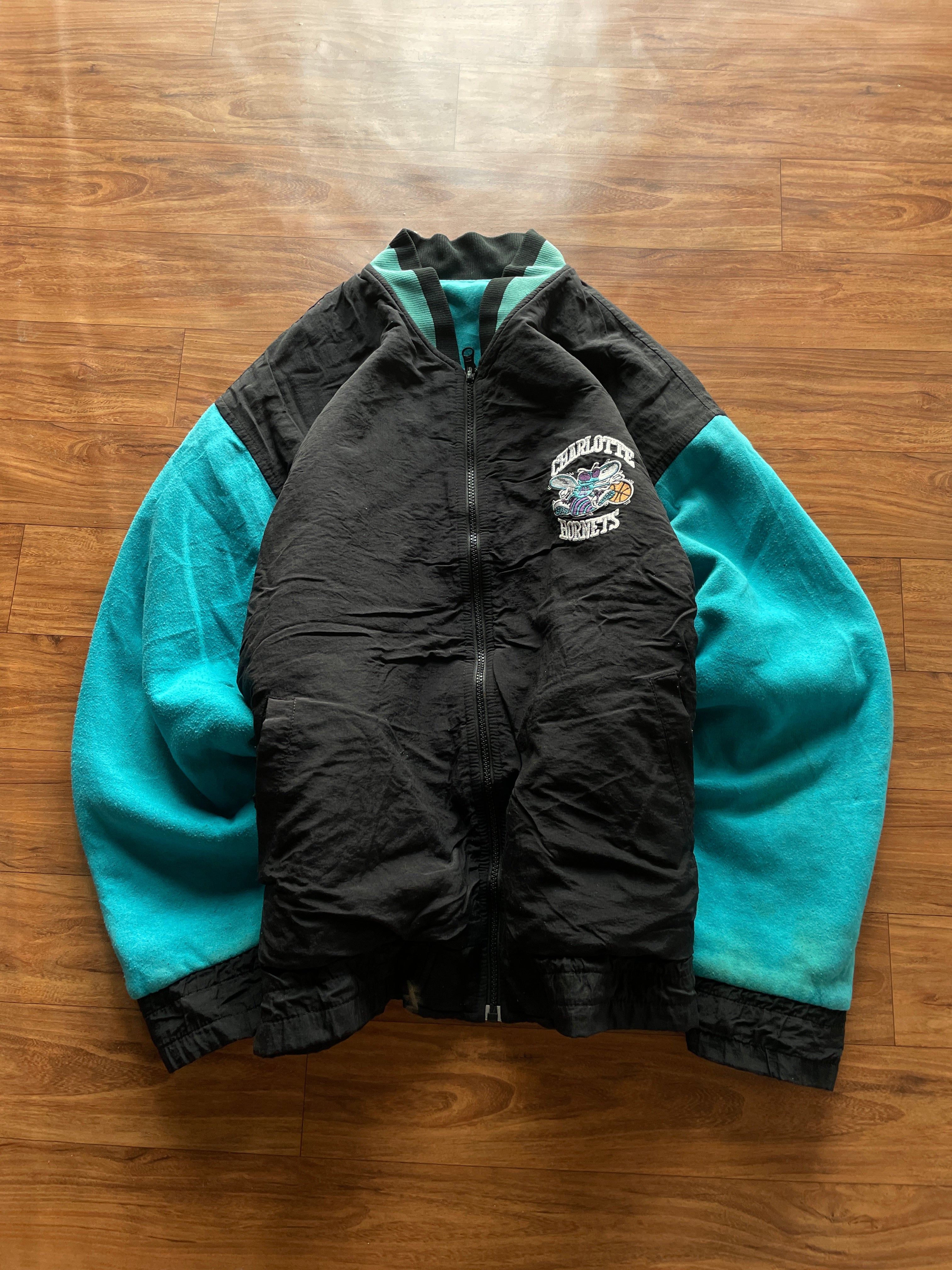 vintage 90s Charlotte Hornets NBA (reversible)