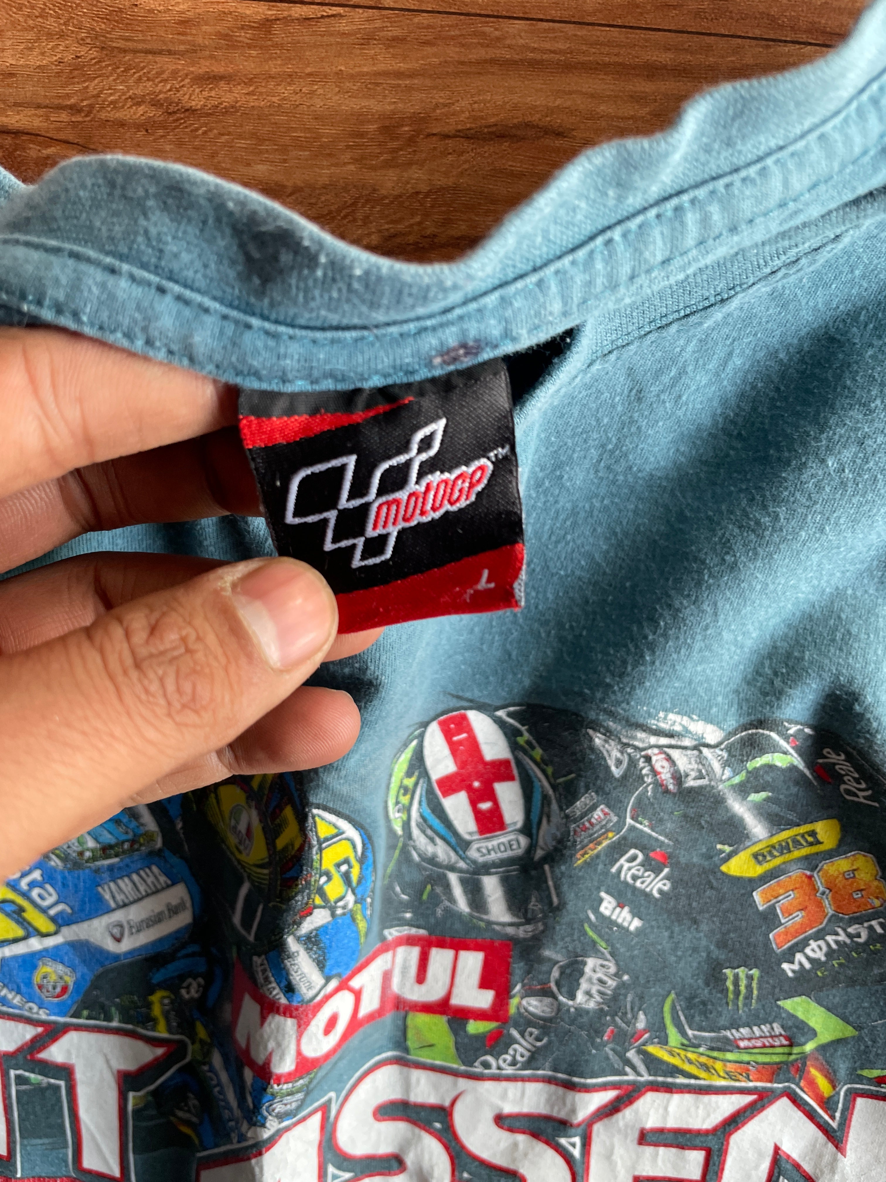 Tee