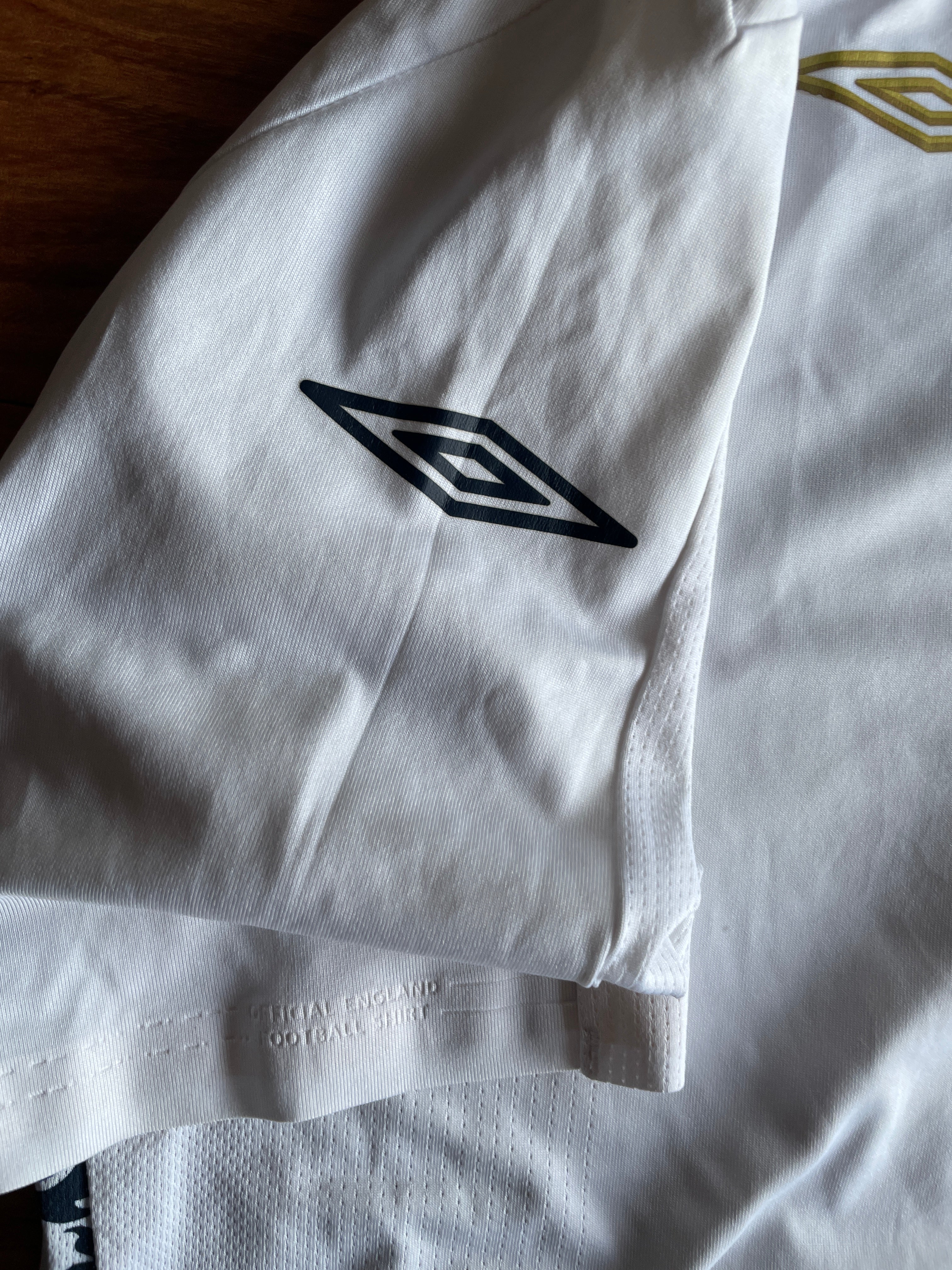 Vintage 2007/9 England jersey