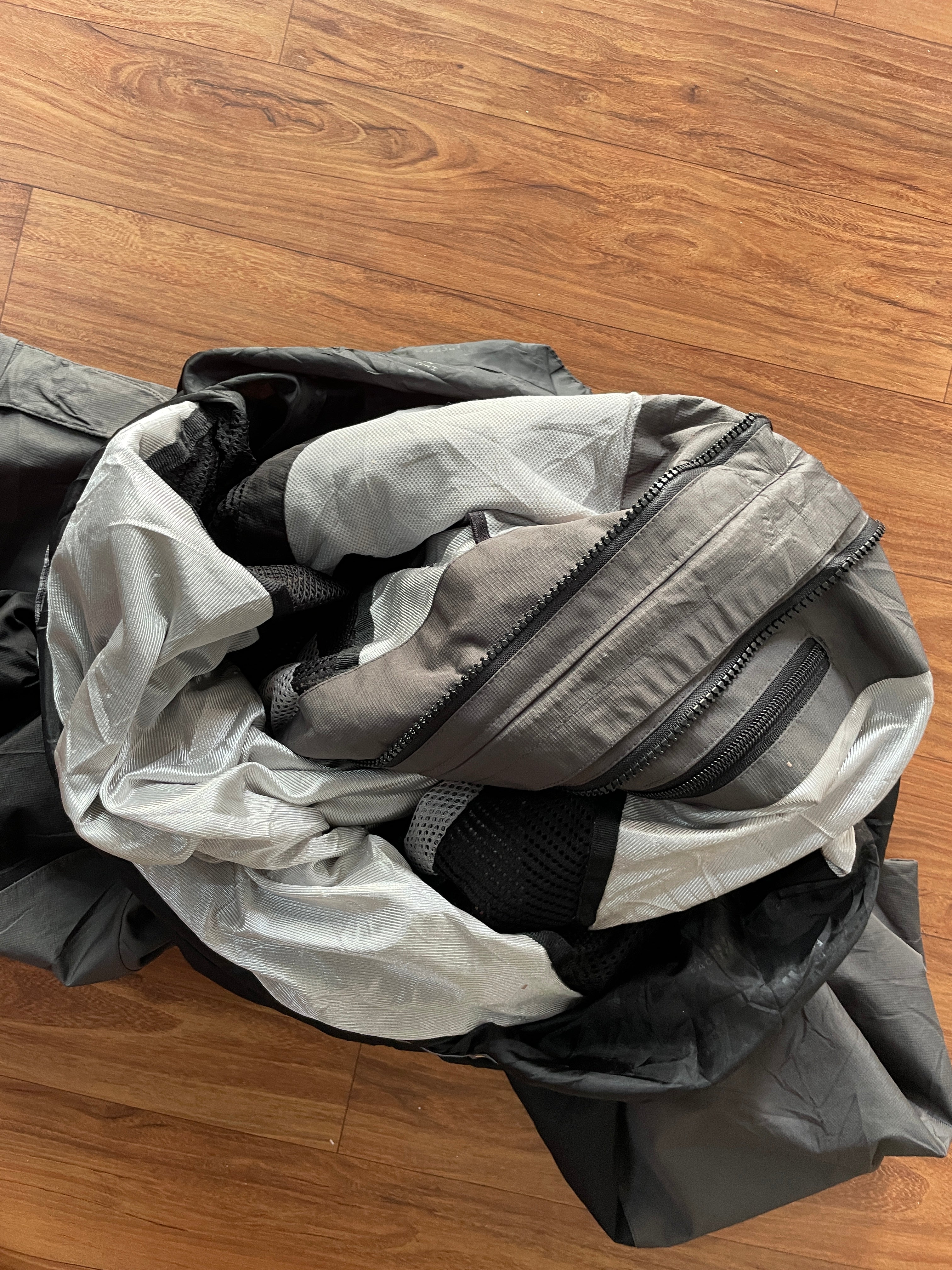 The north face (Summit series gore-tex xcr)