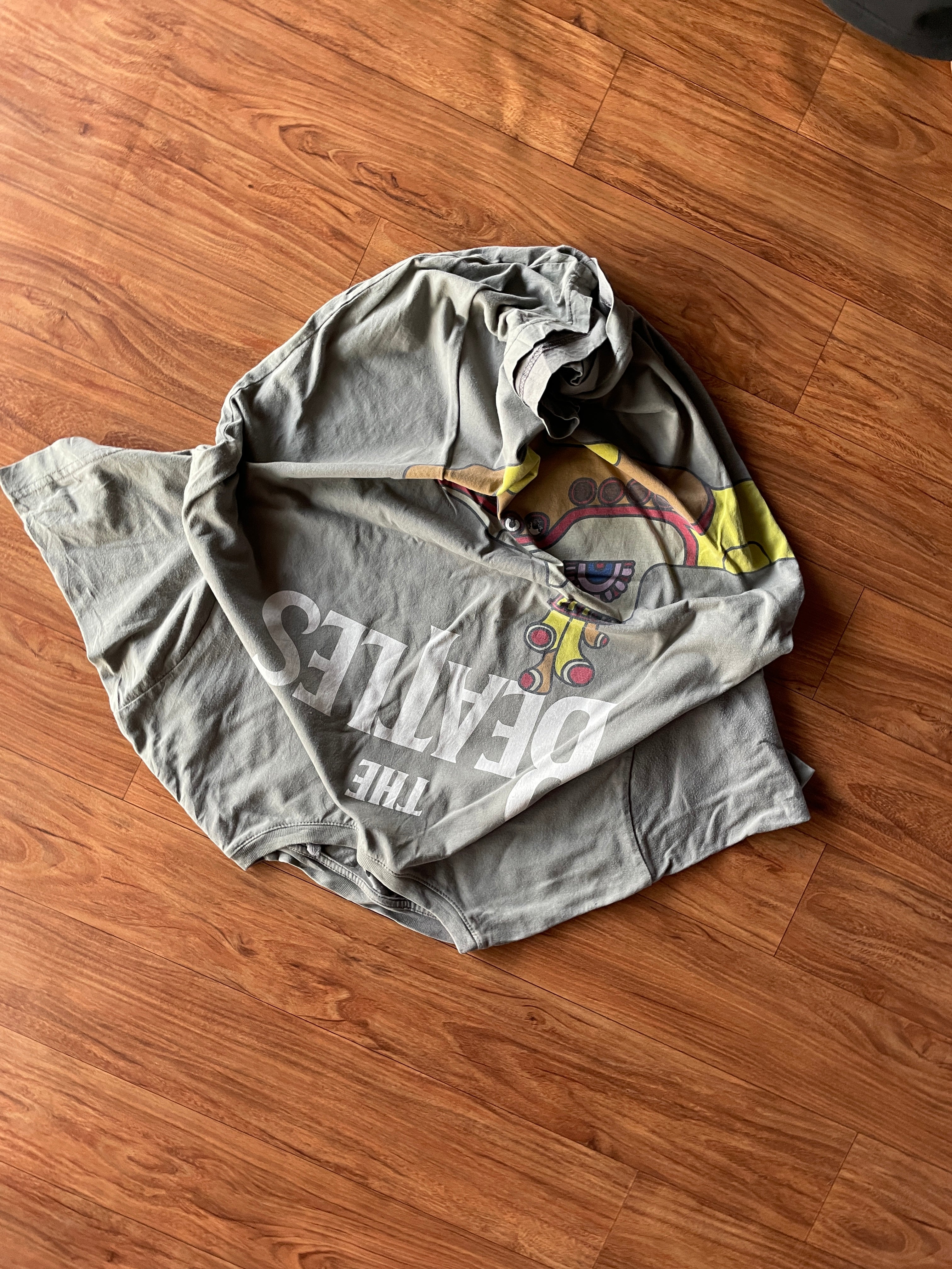 Tee