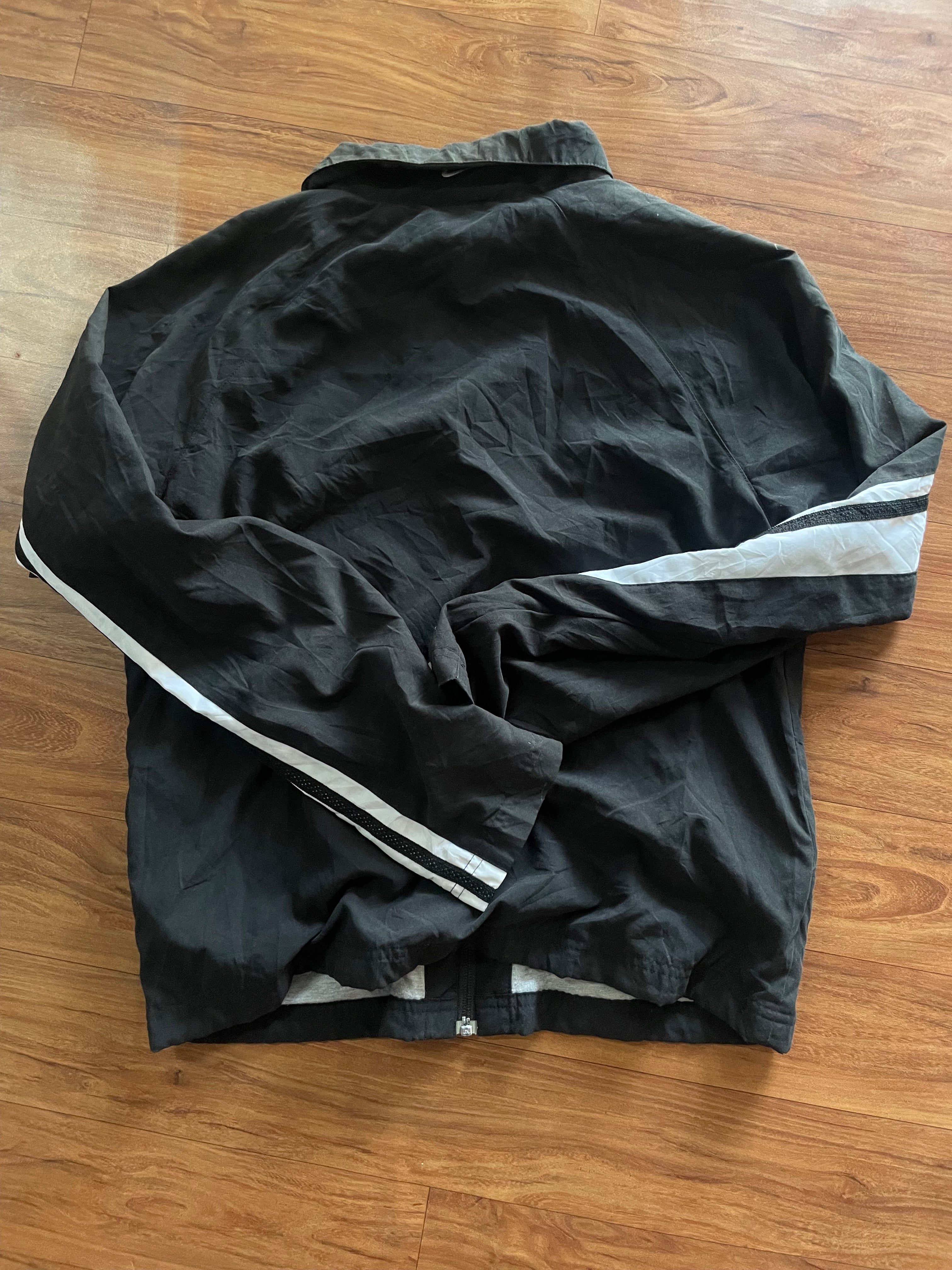 Nike jacket size s