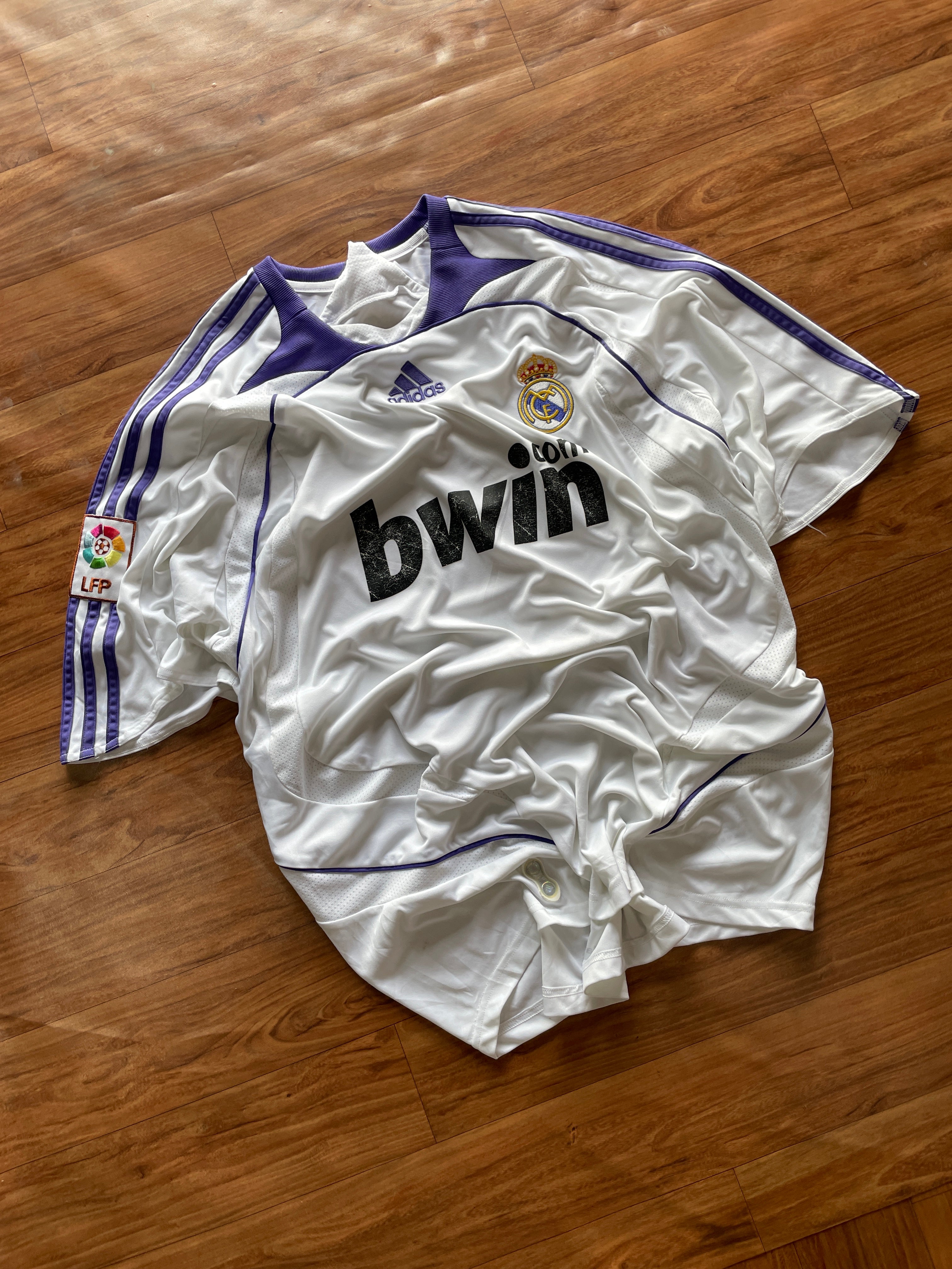 Real Madrid 2007-2008 home jersey
