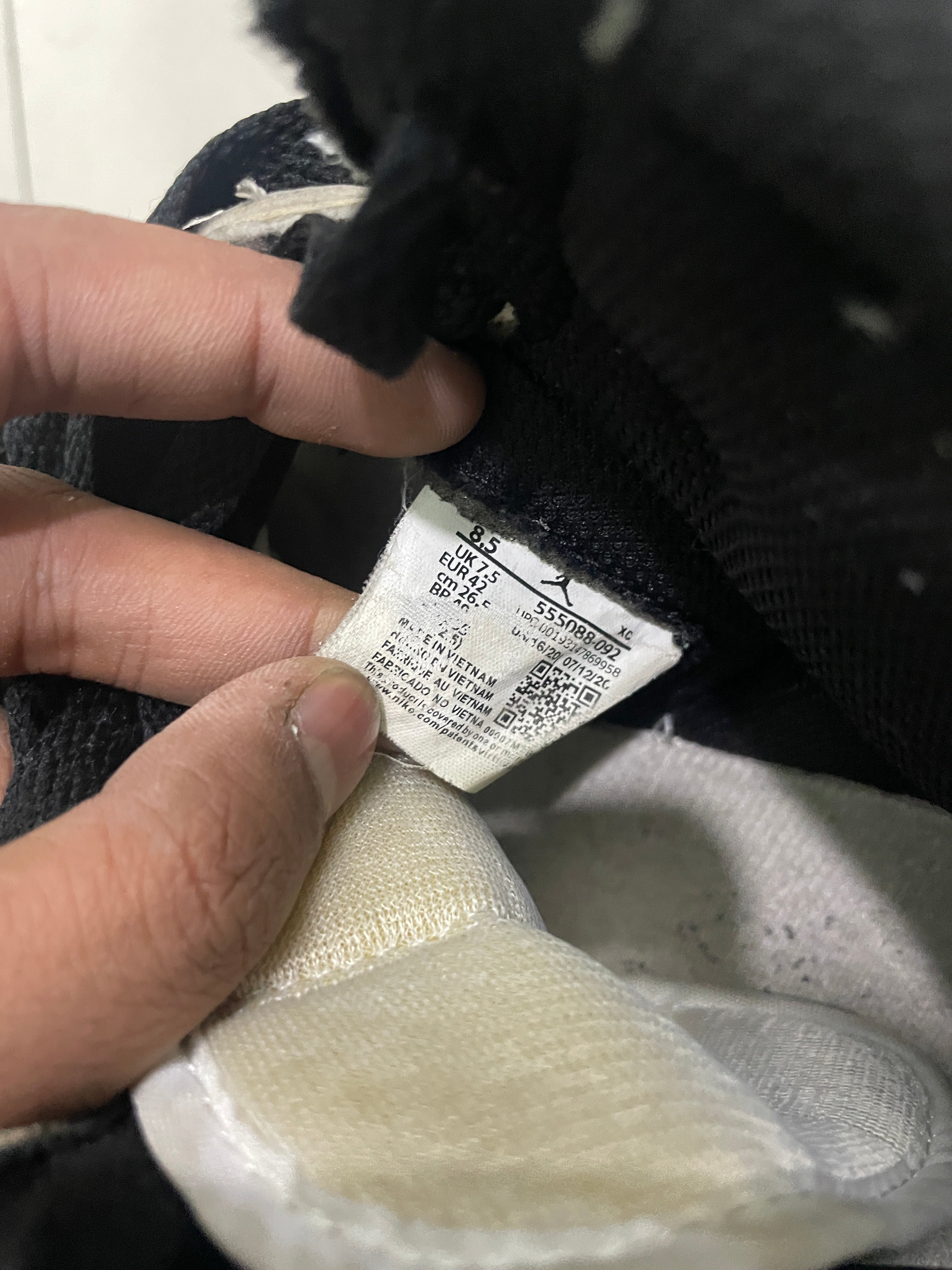 Retro 1 -Uk7.5