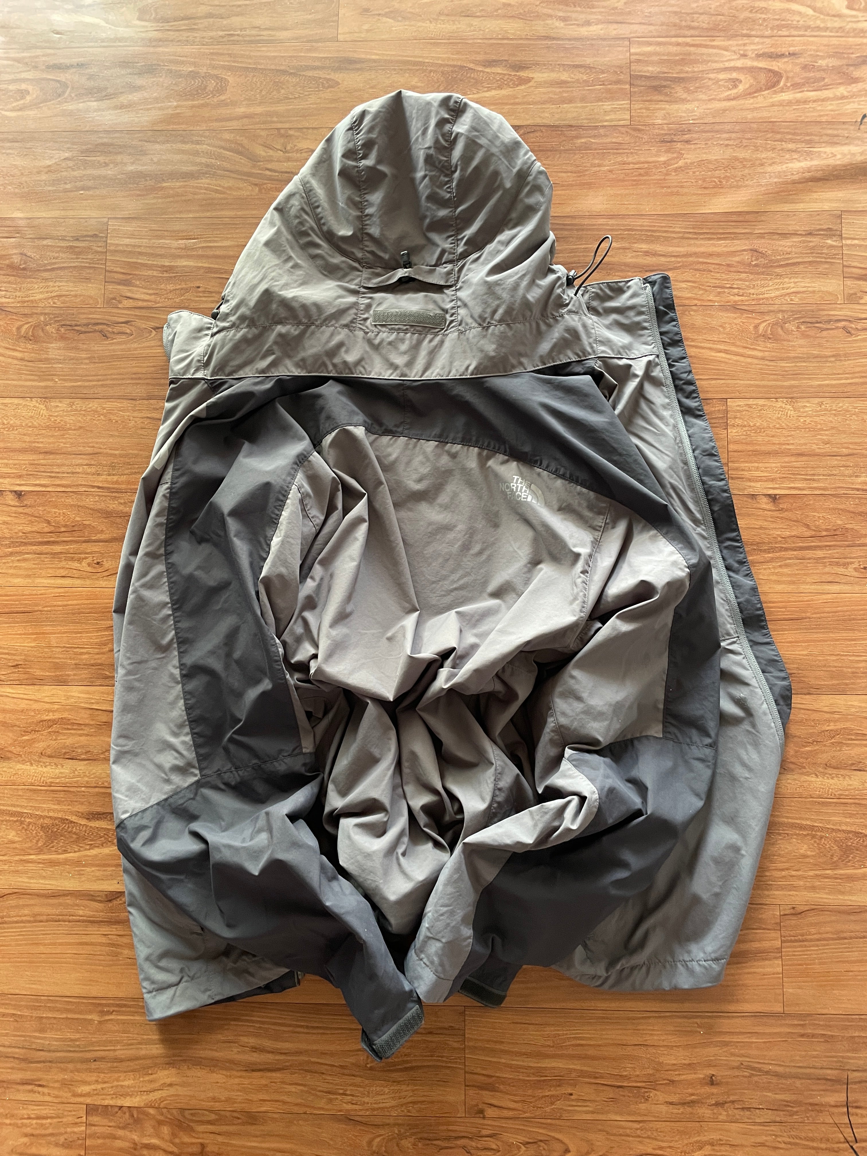 The north face (hydrenalite )