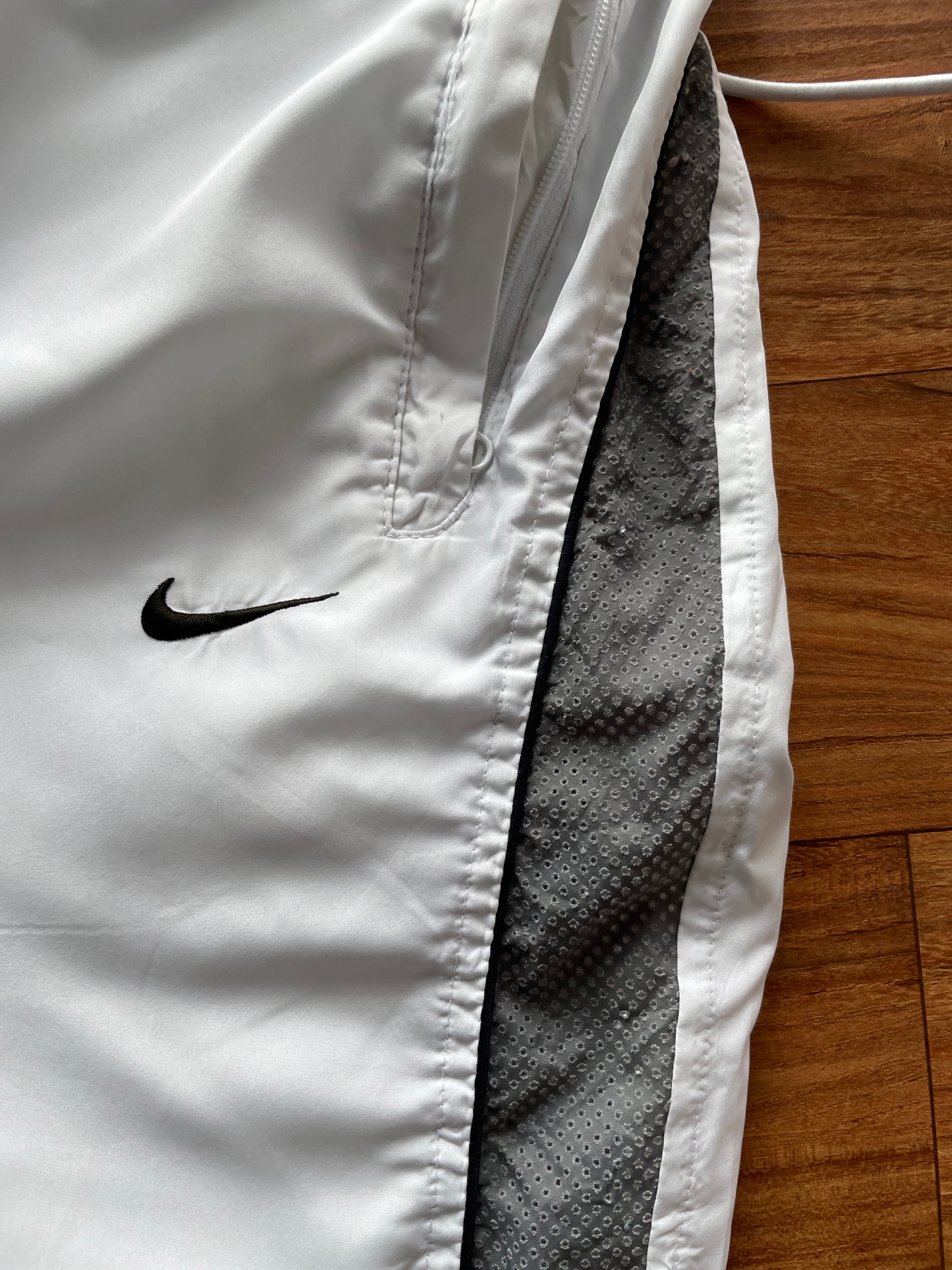 Super rare Nike track