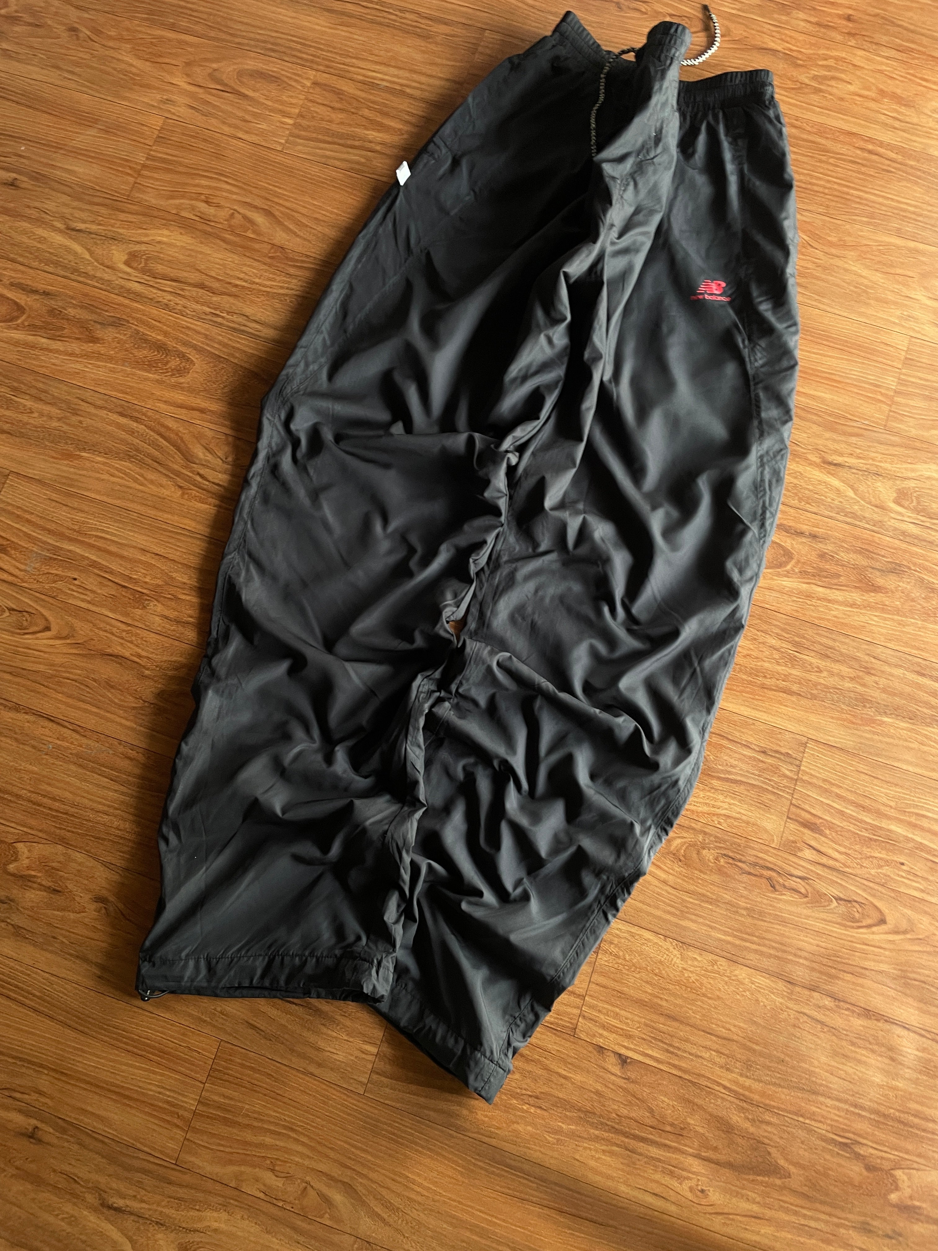 New balance track(W30-33 L41)