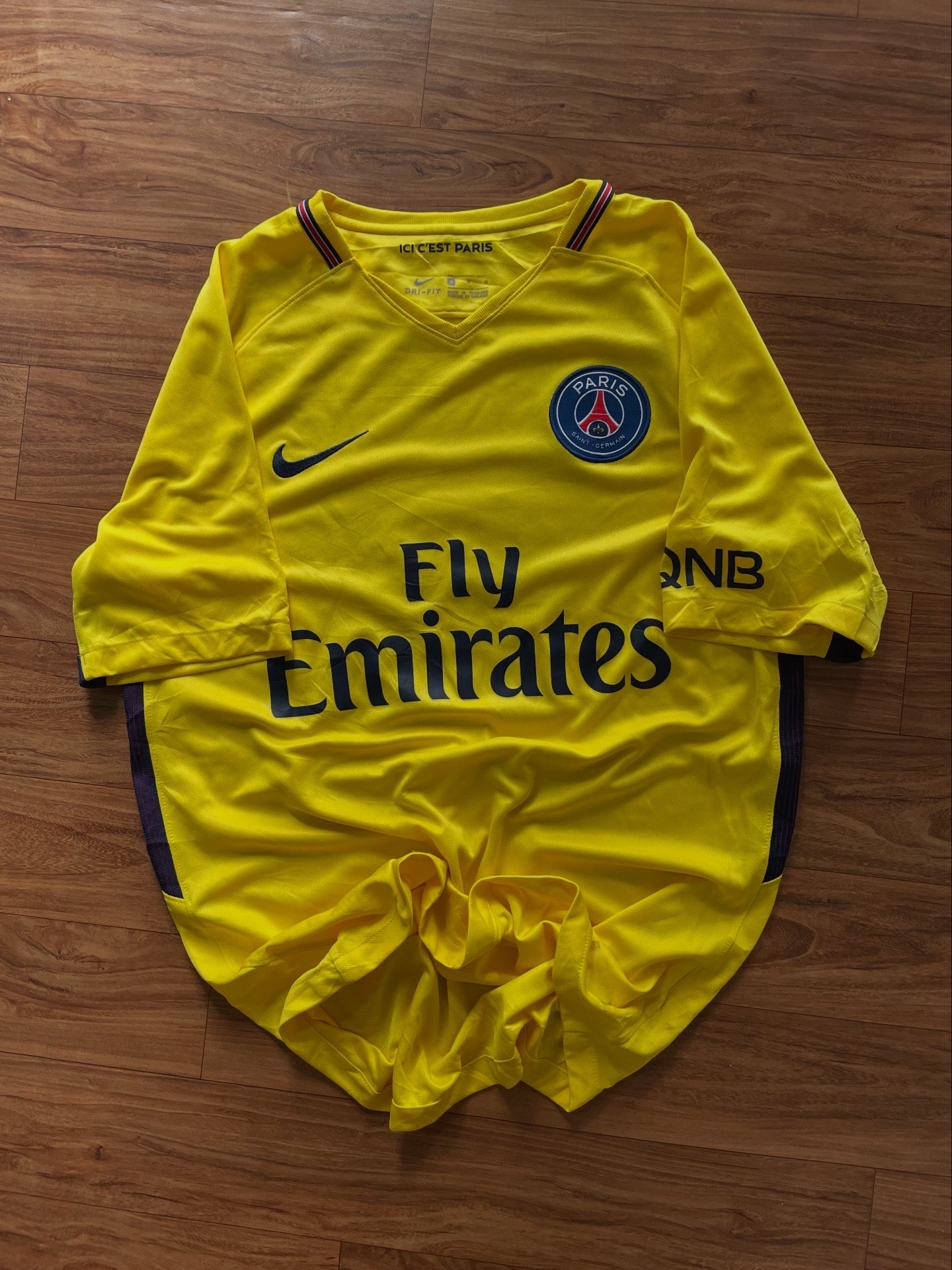 Psg yellow Jersey