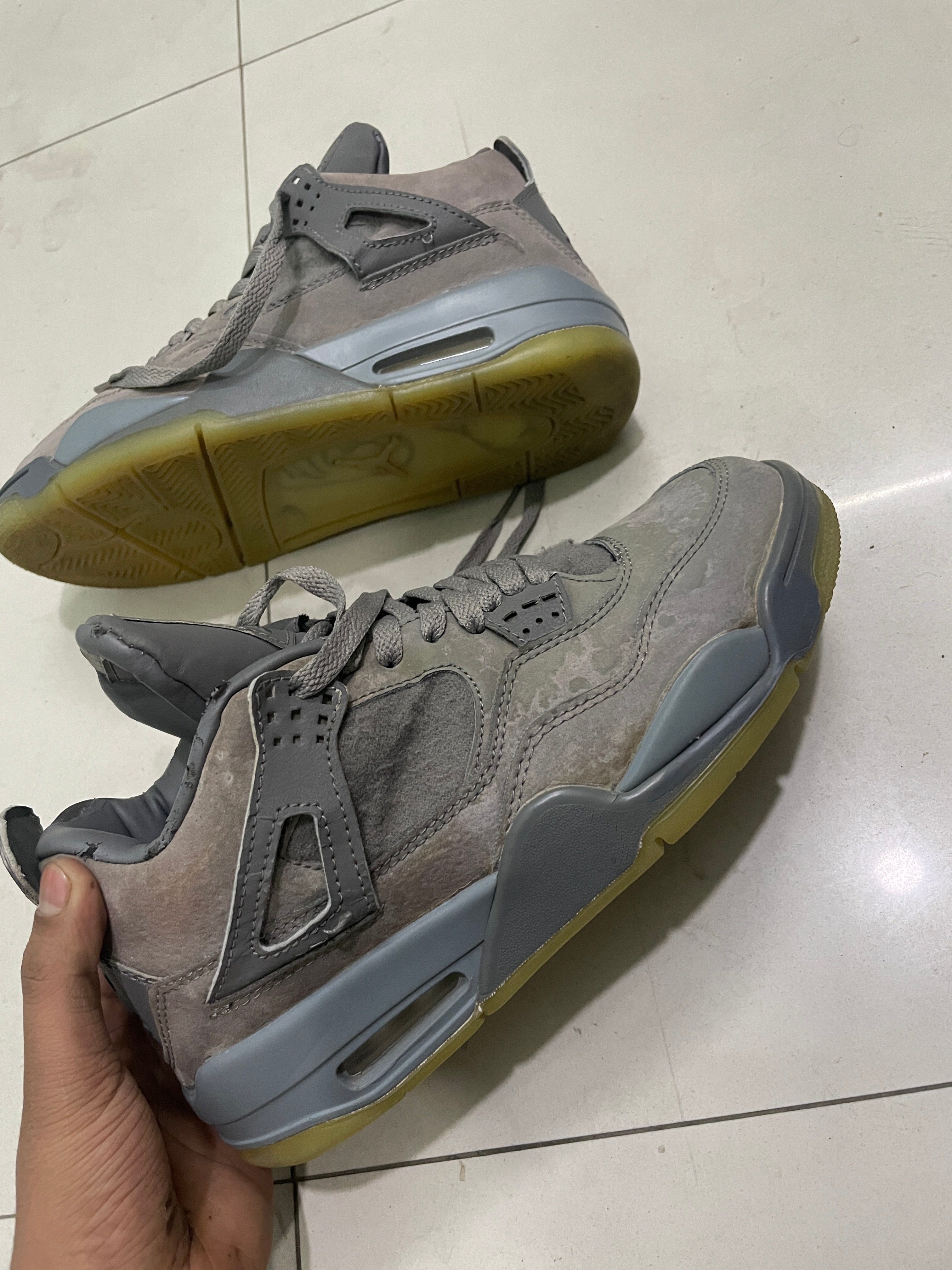 Kaws- Uk7