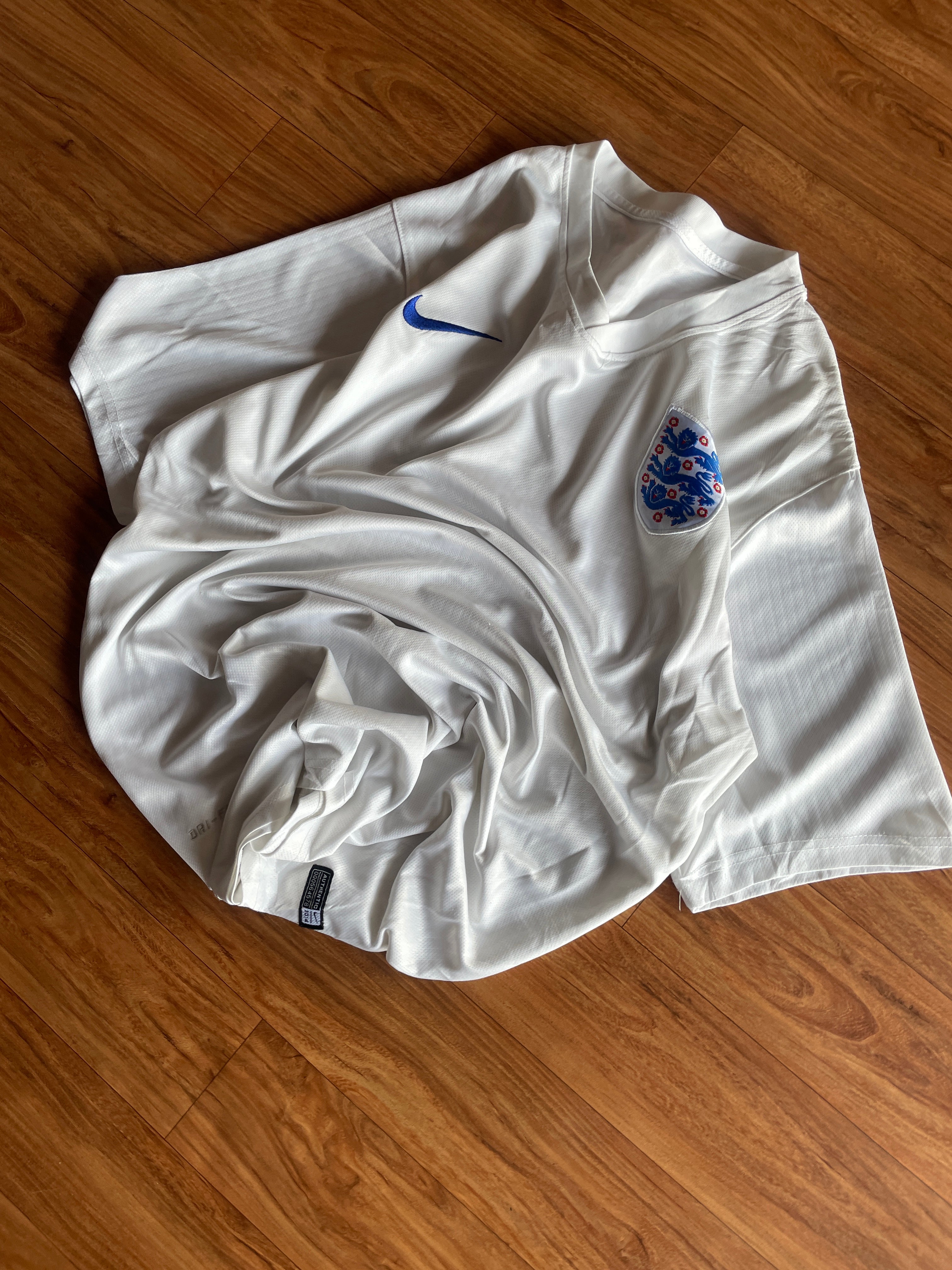 England jersey -L