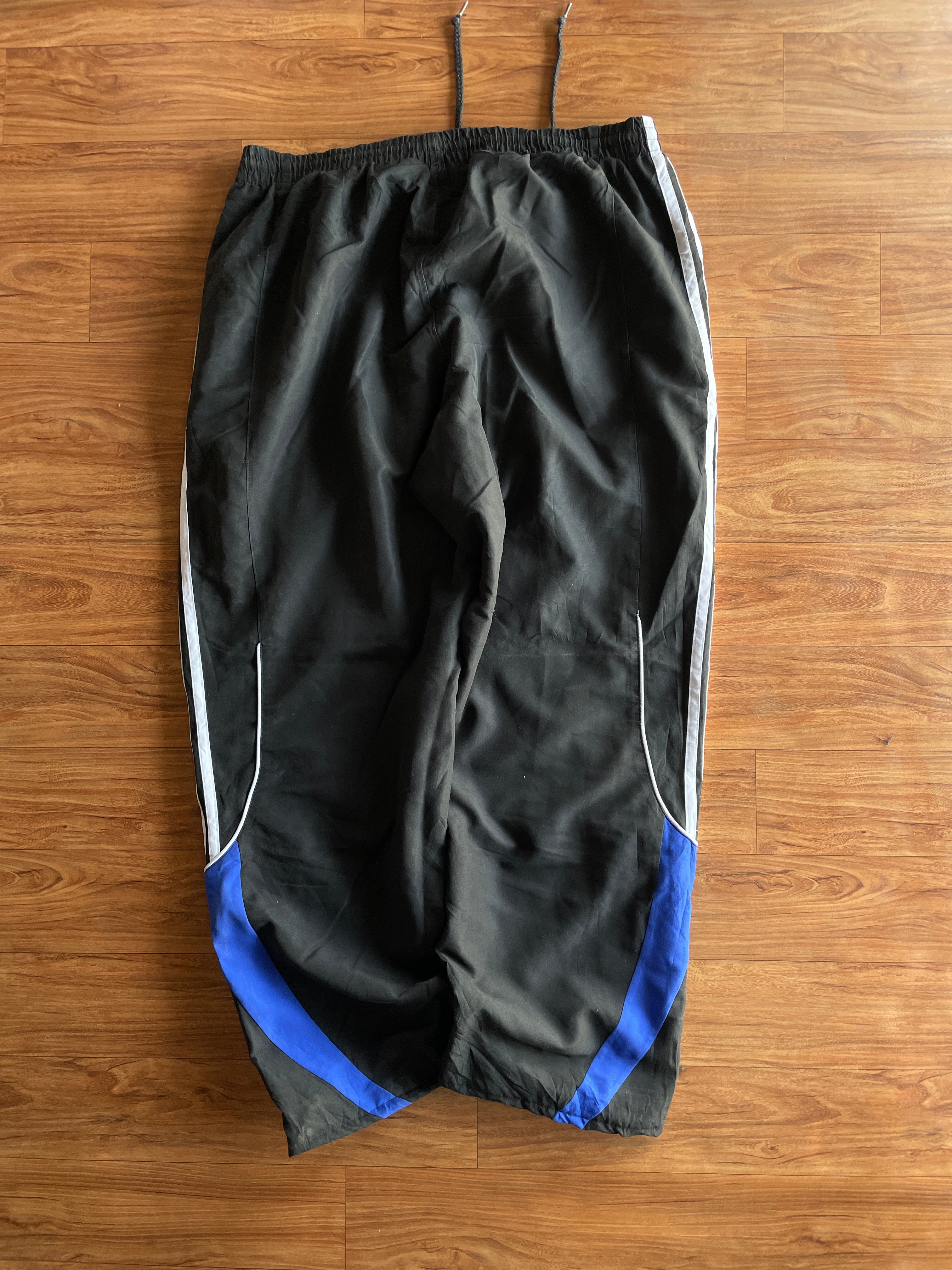 Adidias 3 stripe Trackpant