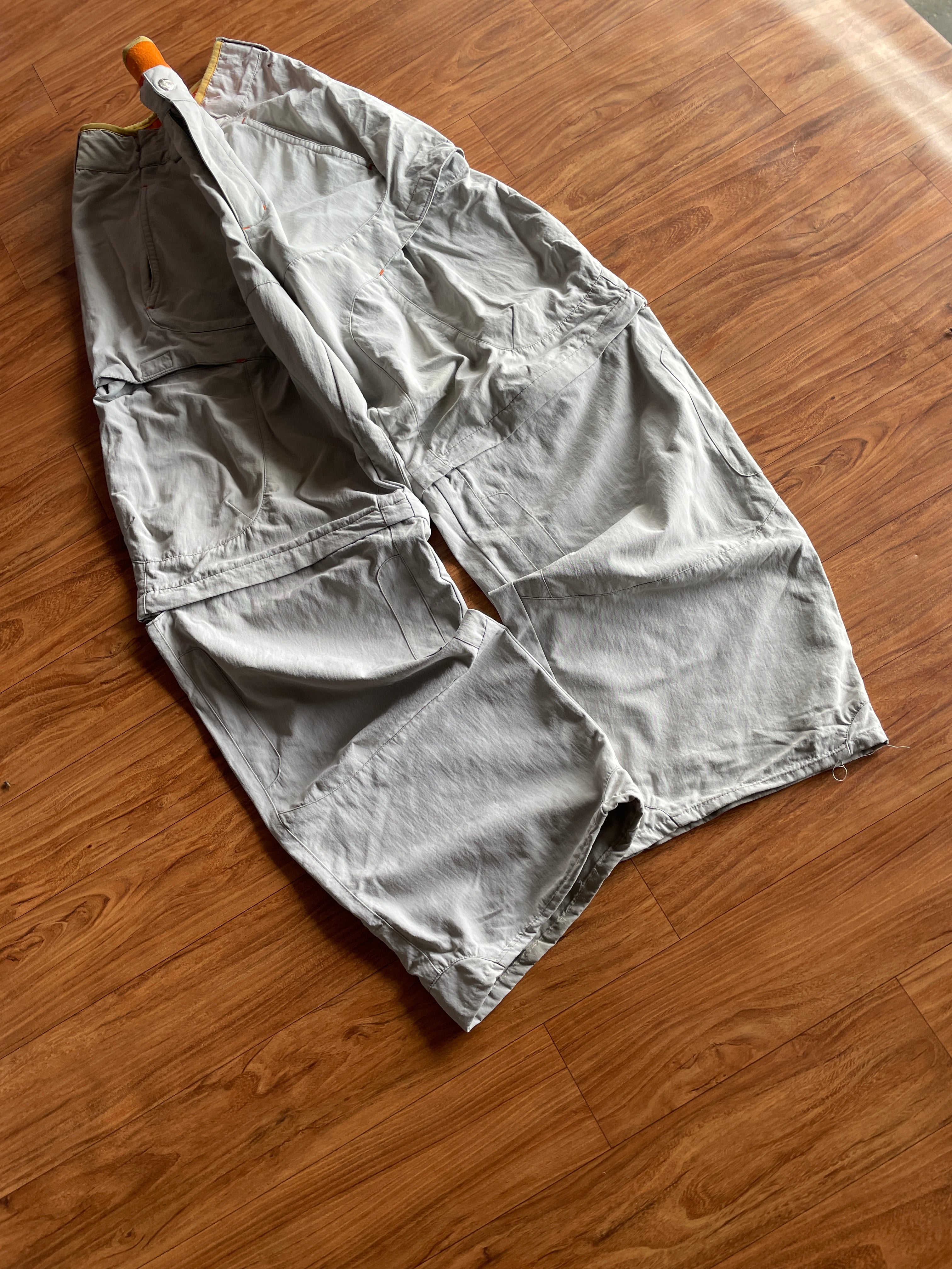 Trackpant