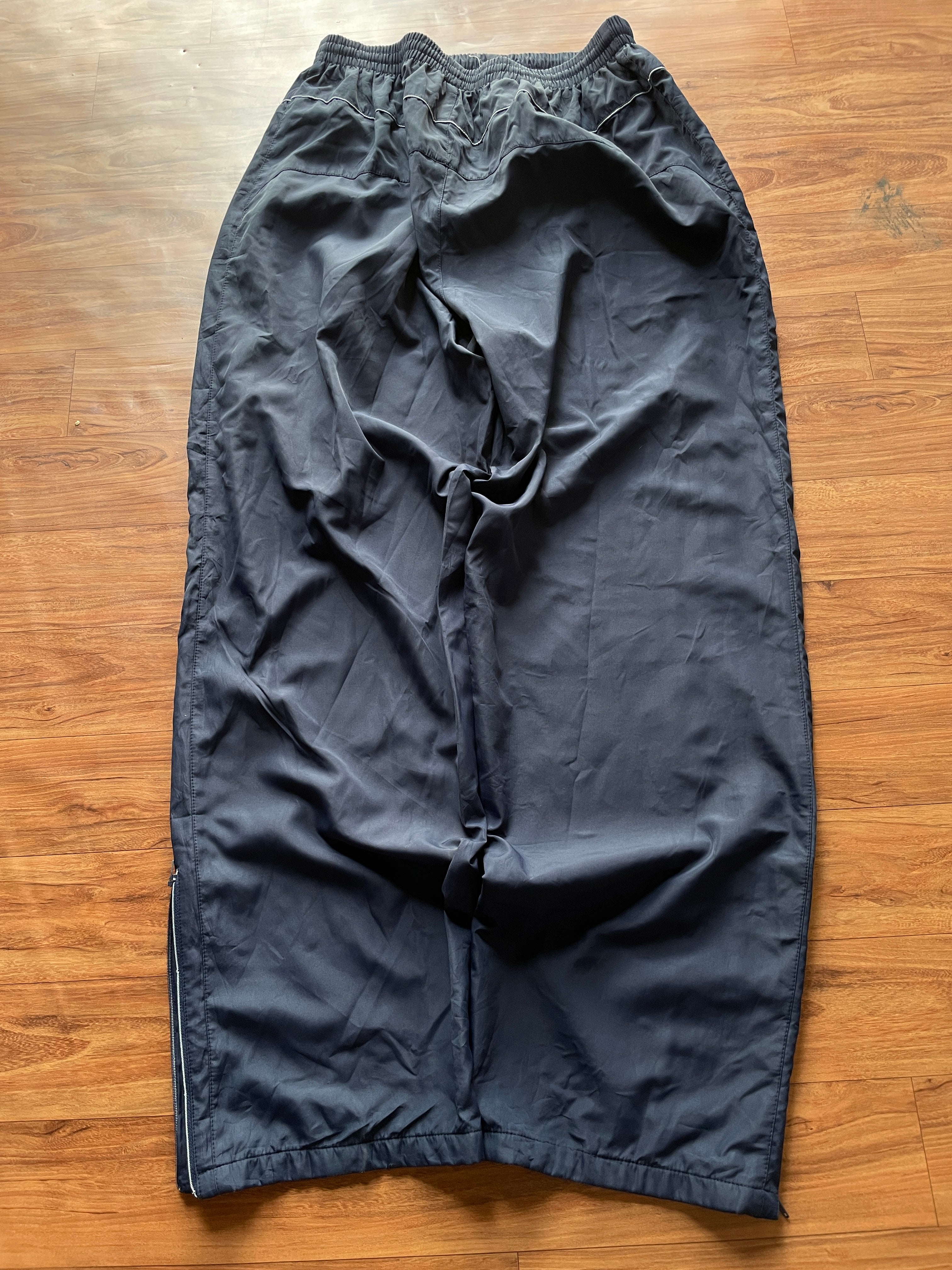 Nike baggy