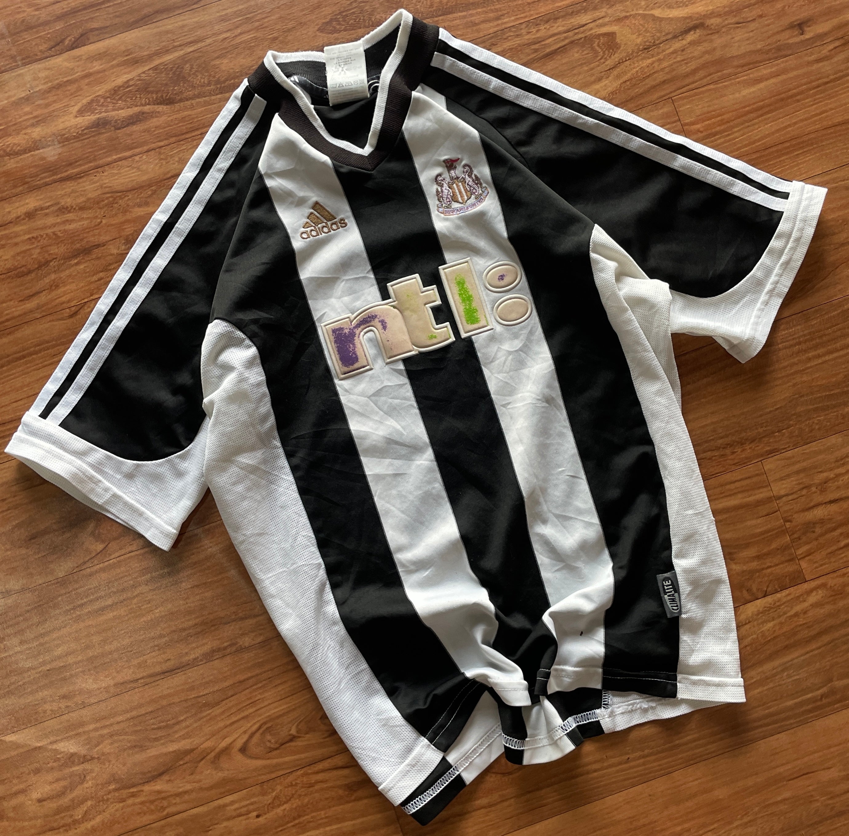 Newcastle United home  2001-2003