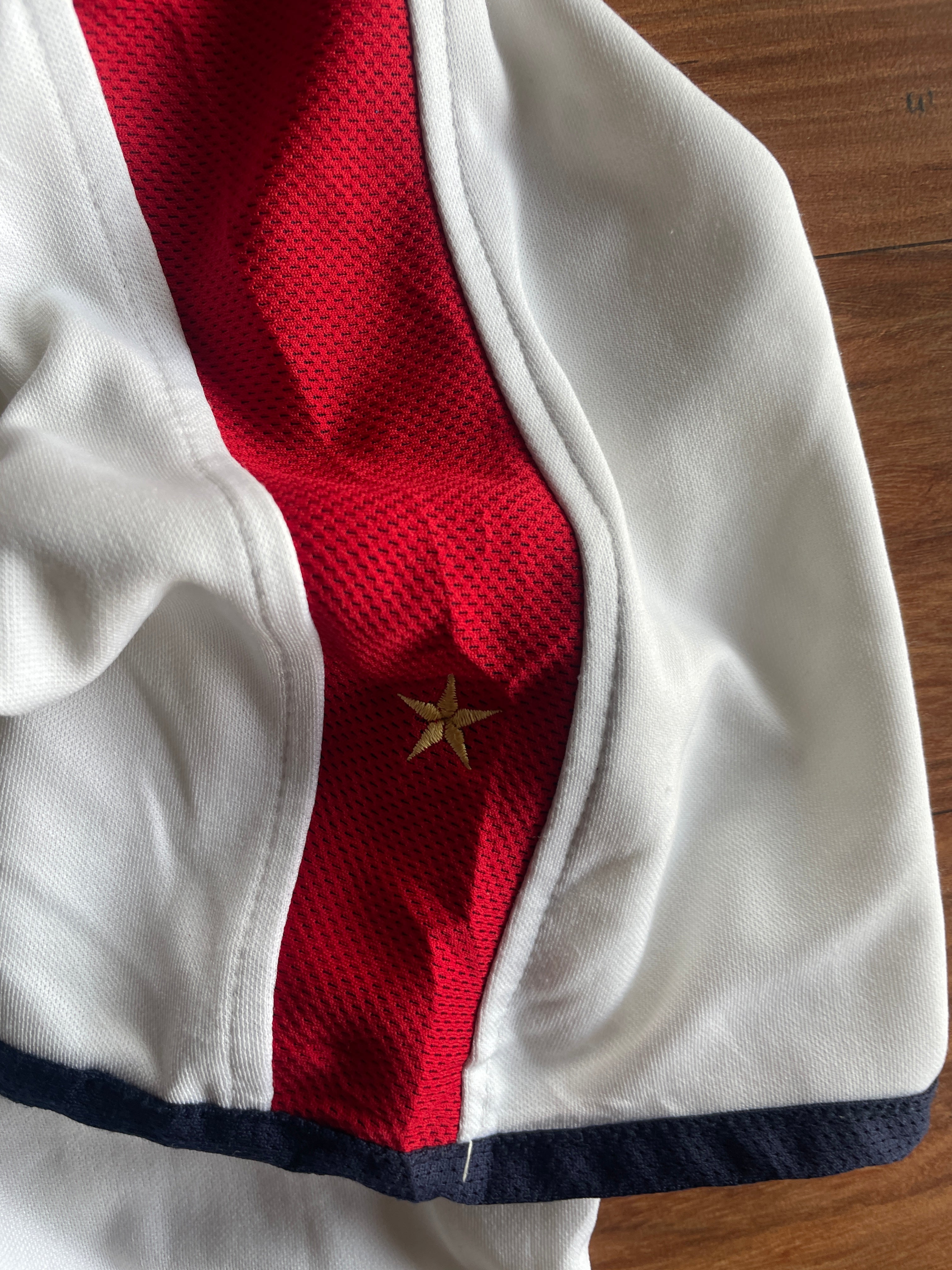Vintage 2004 home beckham jersey