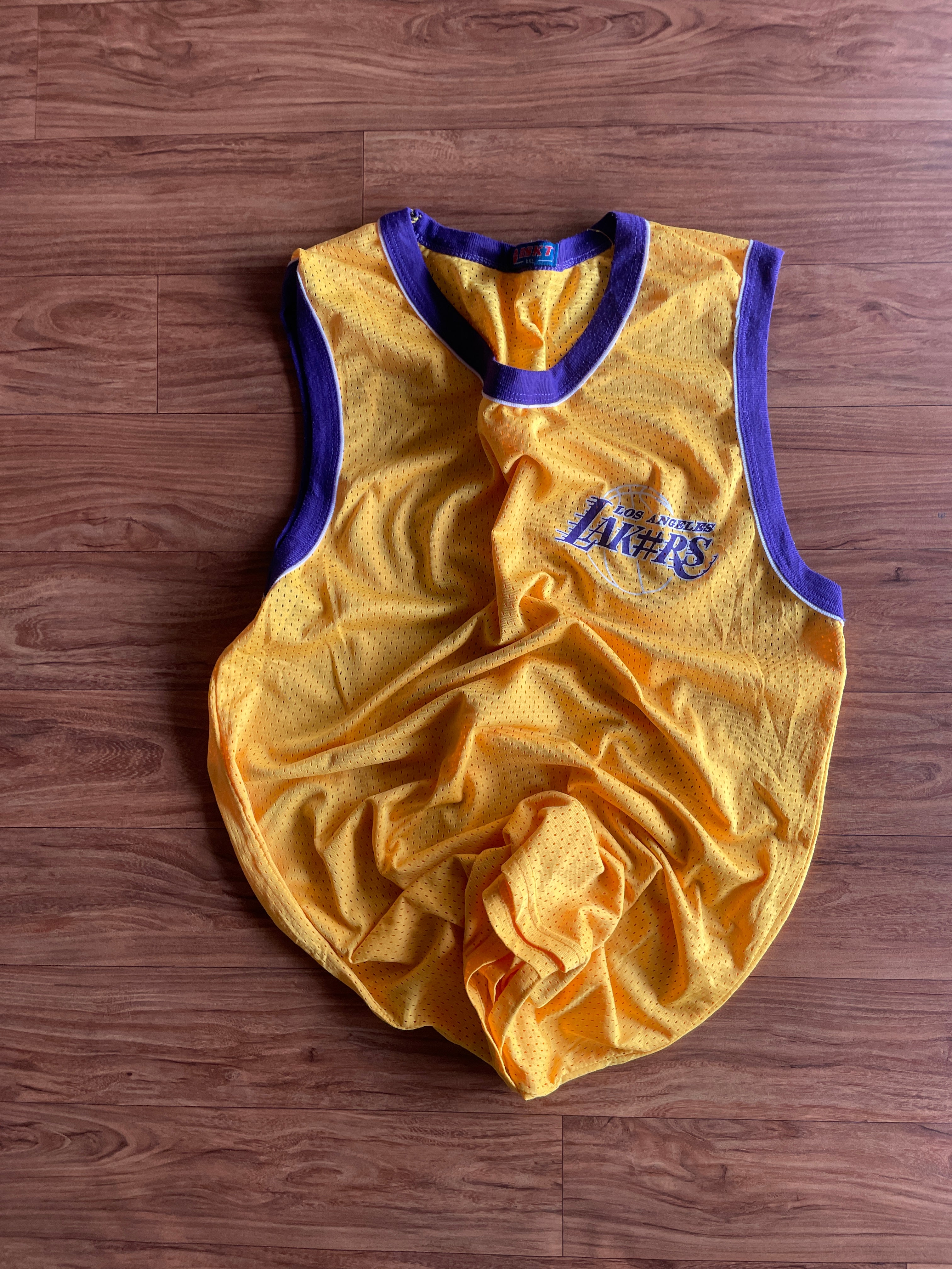 Lakers -M