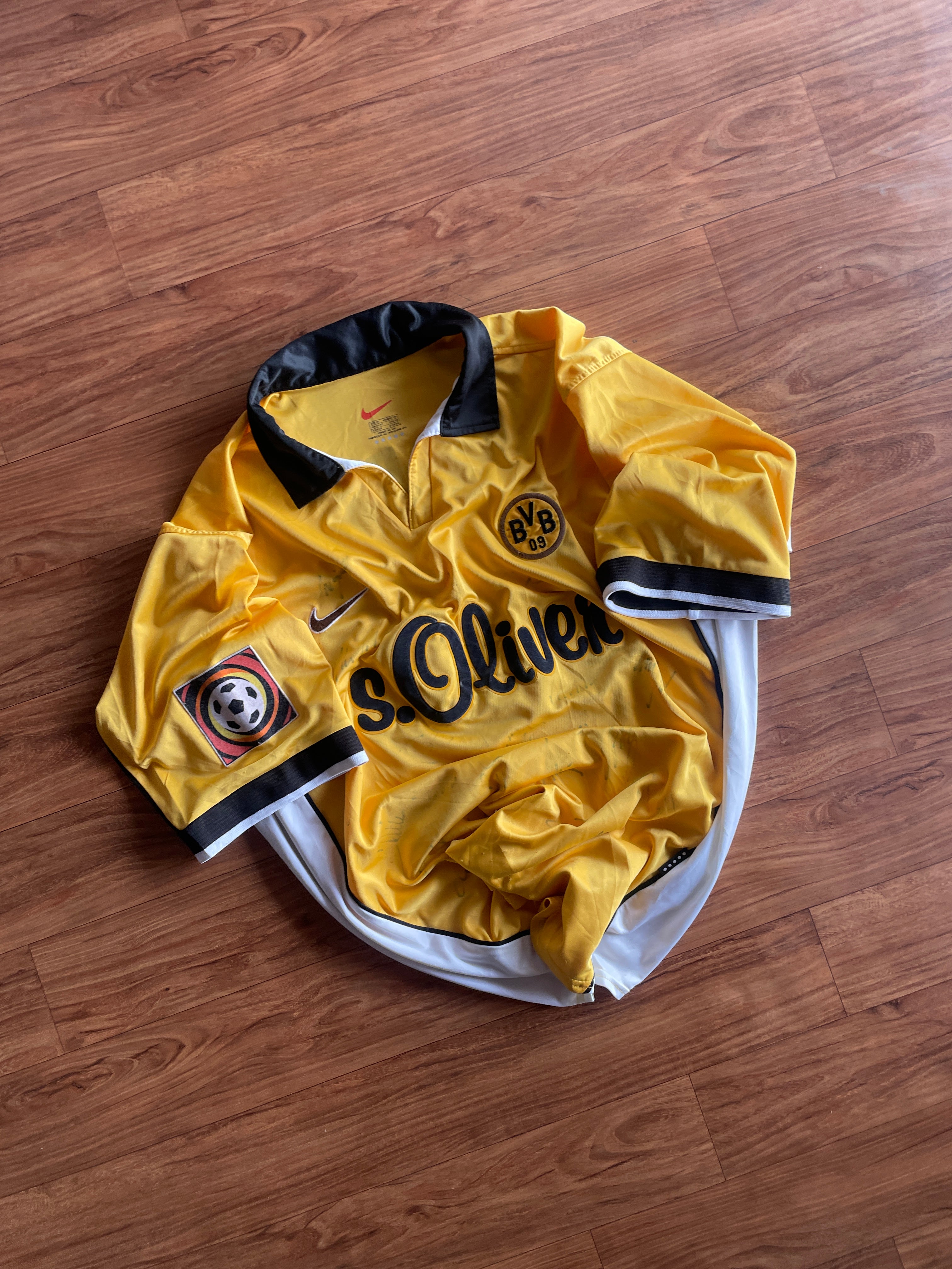 Borussia Dortmund Retro Vintage Home 1998/99
