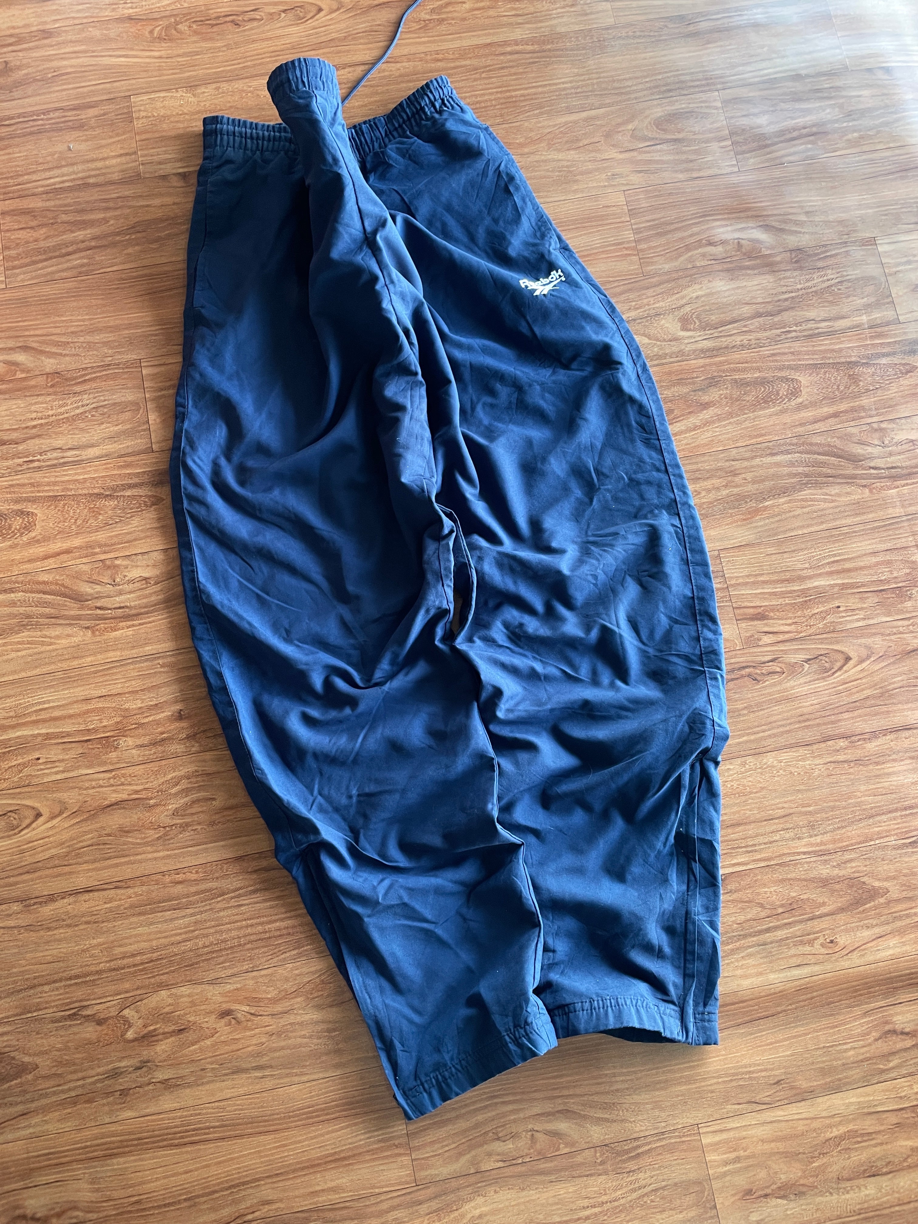Vintage Reebok (W38-40 L41)