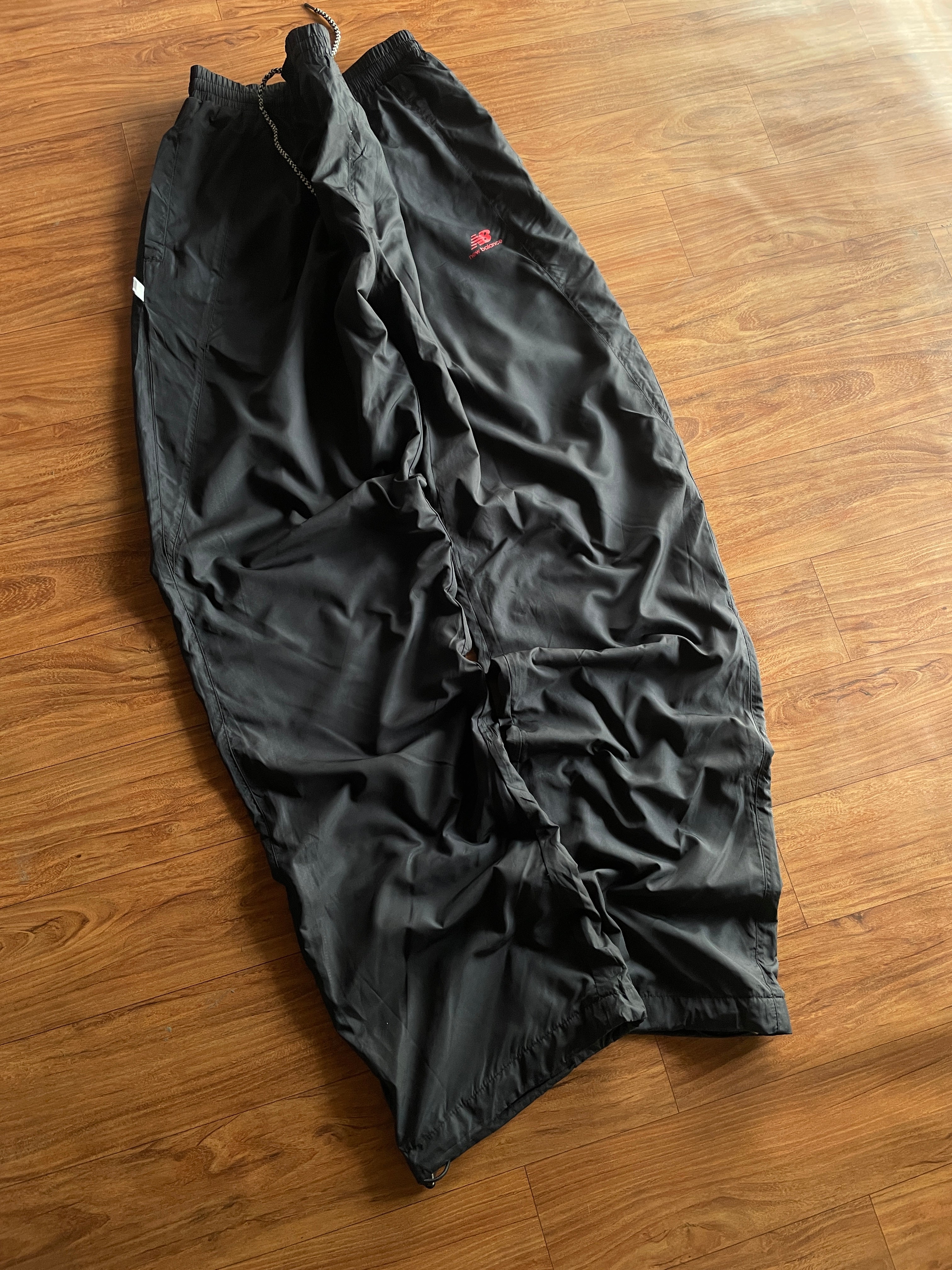 New balance track(W30-33 L41)