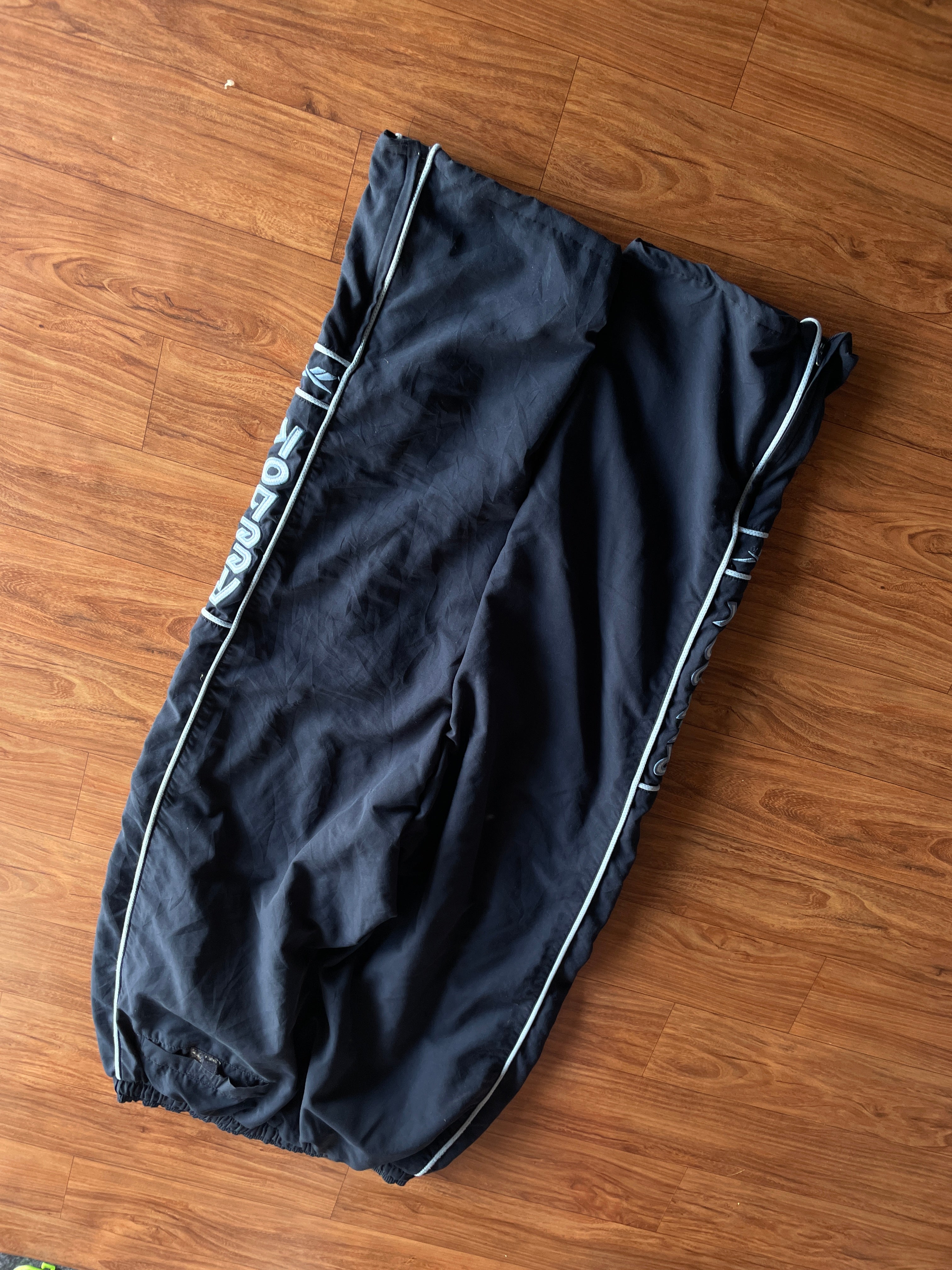 Vintage Reebok(W28 L39)